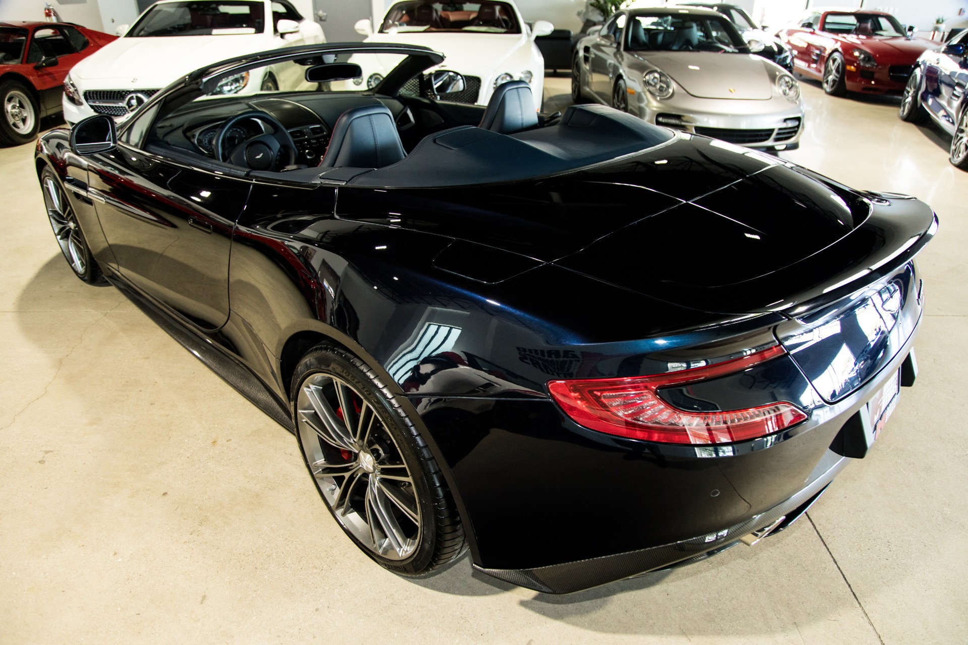 Used-2014-Aston-Martin-Vanquish-Volante