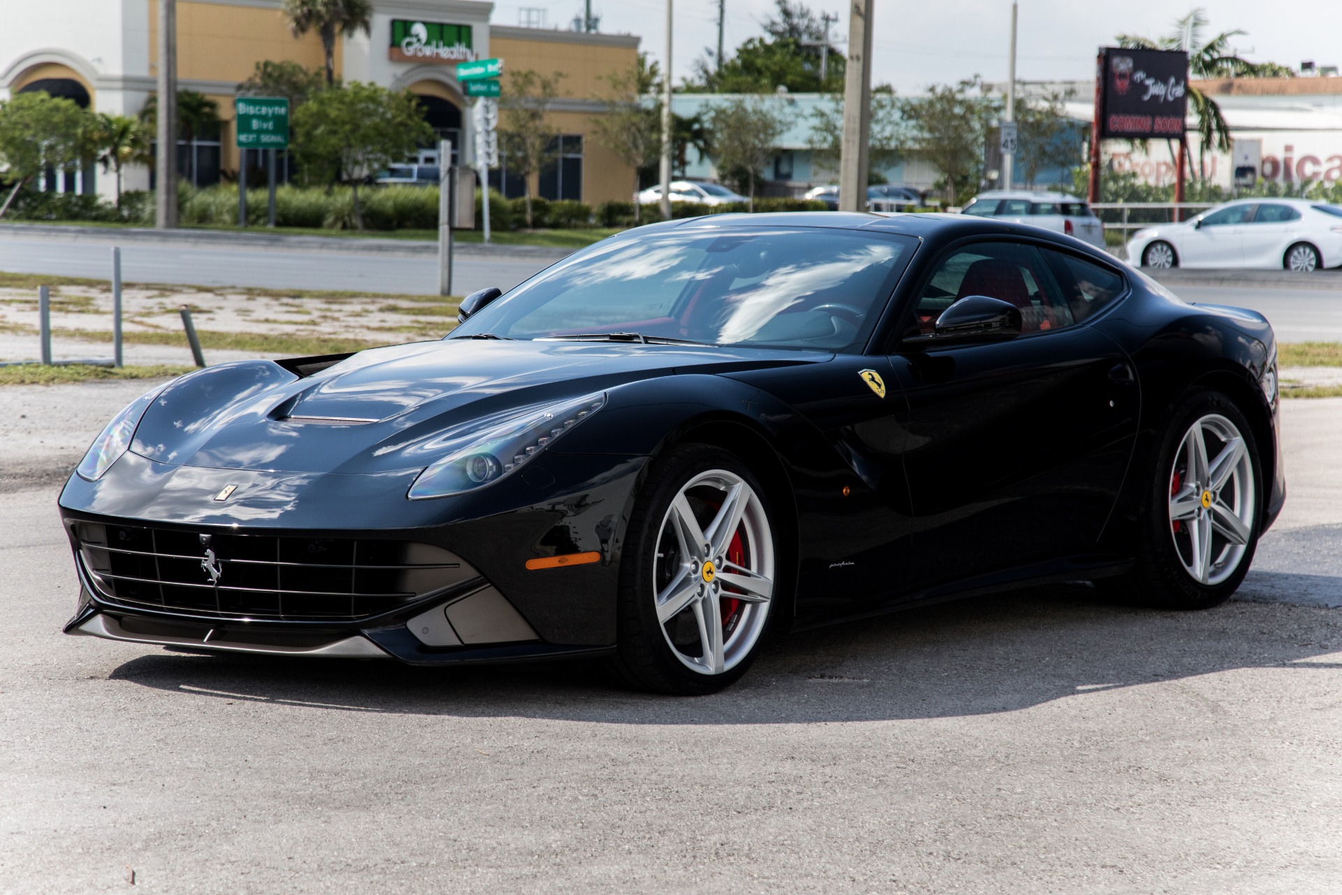 Used-2014-Ferrari-F12berlinetta