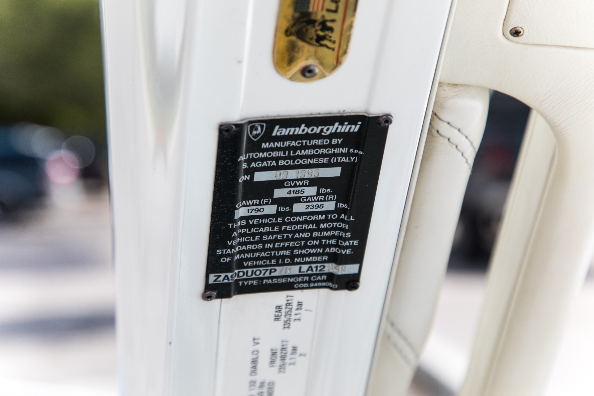Used-1994-Lamborghini-Diablo-VT