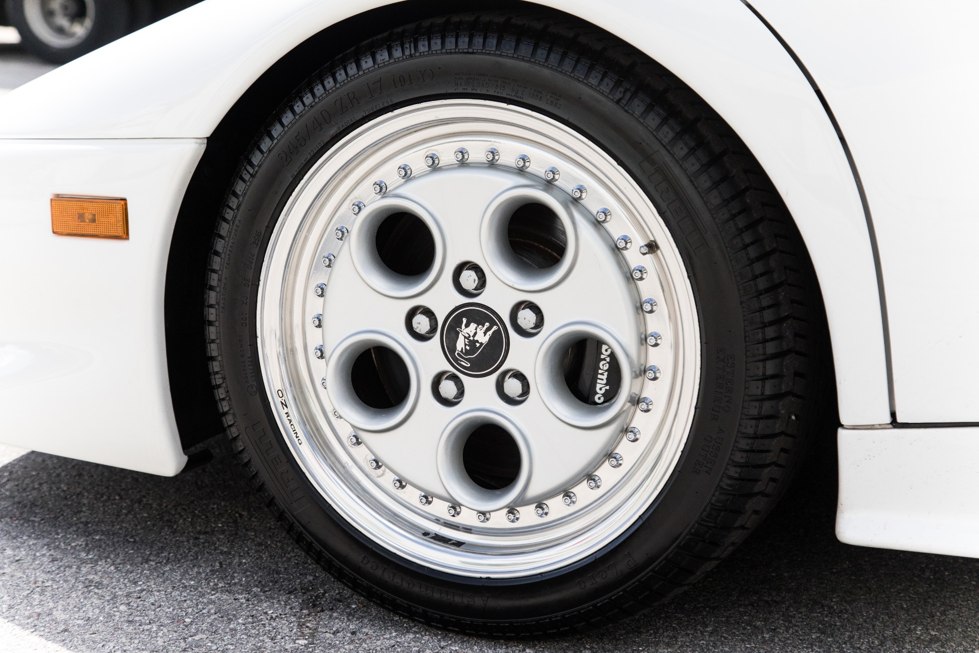 Used-1994-Lamborghini-Diablo-VT
