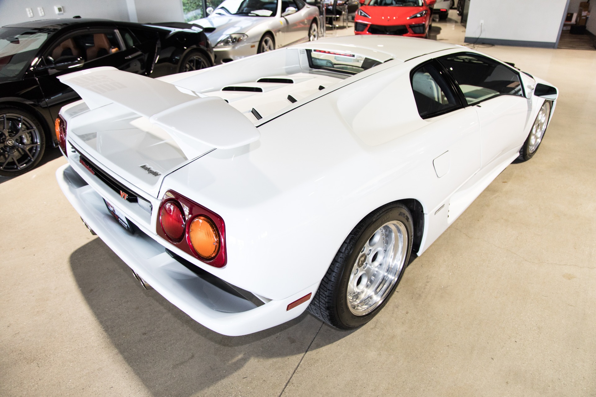 Used-1994-Lamborghini-Diablo-VT