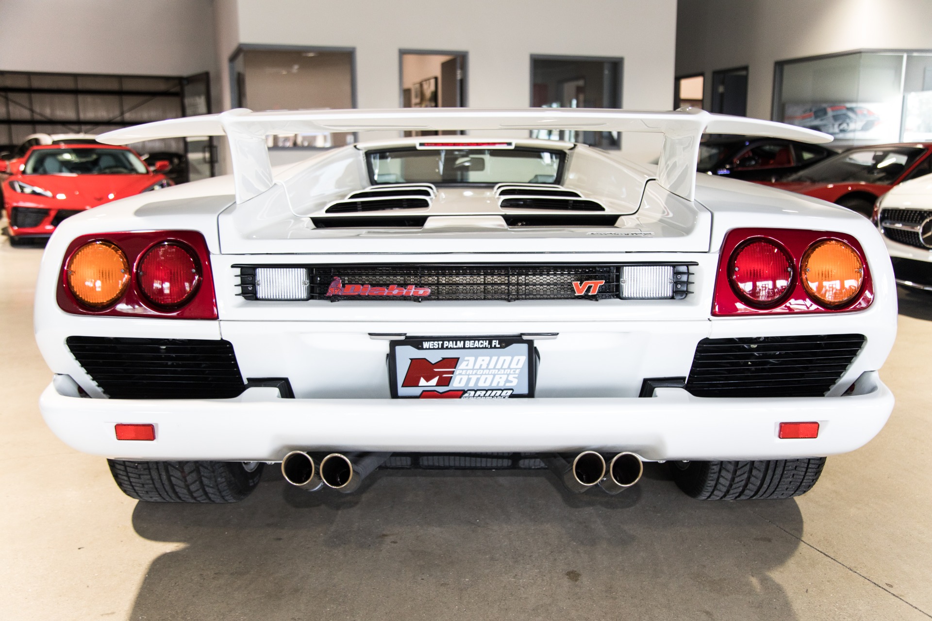 Used-1994-Lamborghini-Diablo-VT