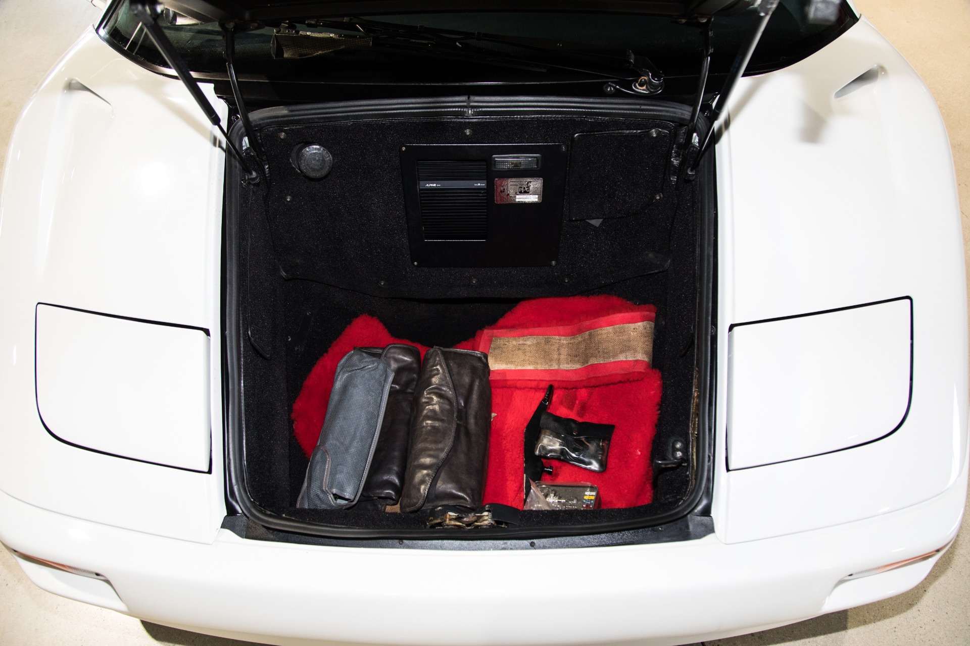 Used-1994-Lamborghini-Diablo-VT