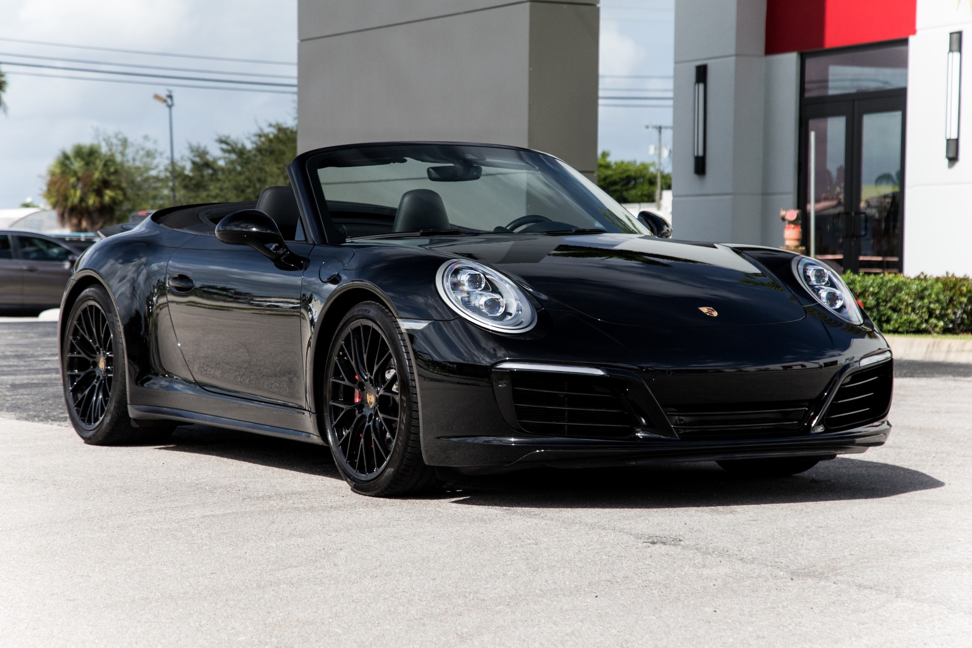 Used 2018 Porsche 911 Carrera 4S For Sale (109,900