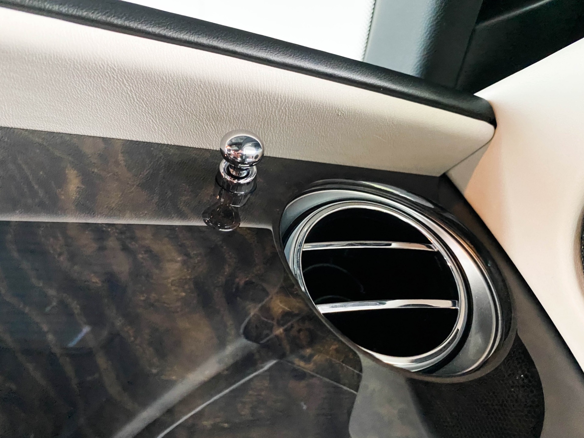 Used-2014-Rolls-Royce-Wraith
