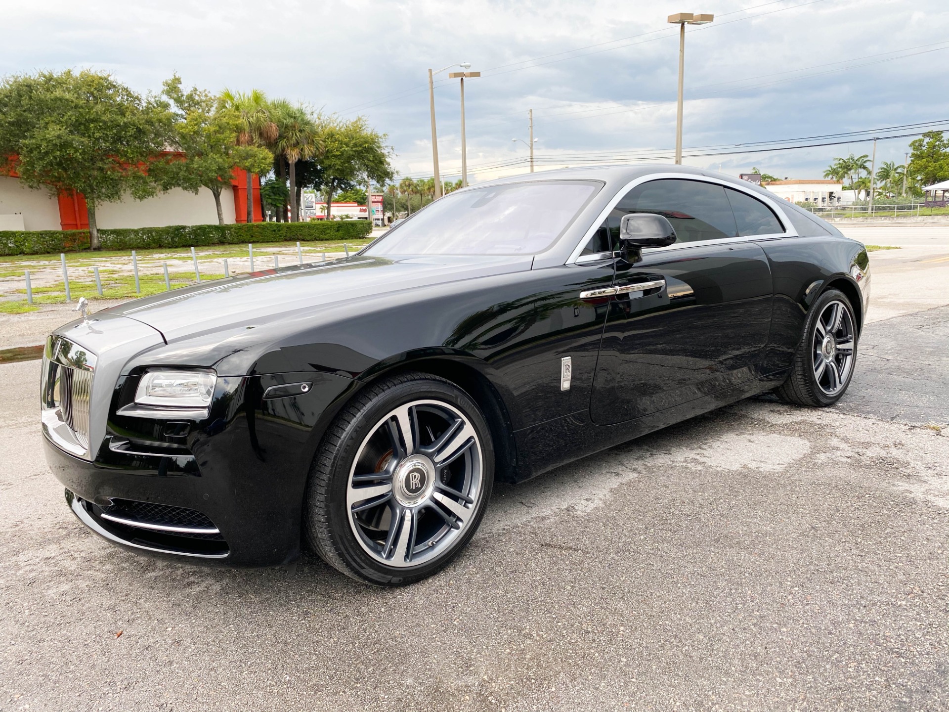 Used-2014-Rolls-Royce-Wraith