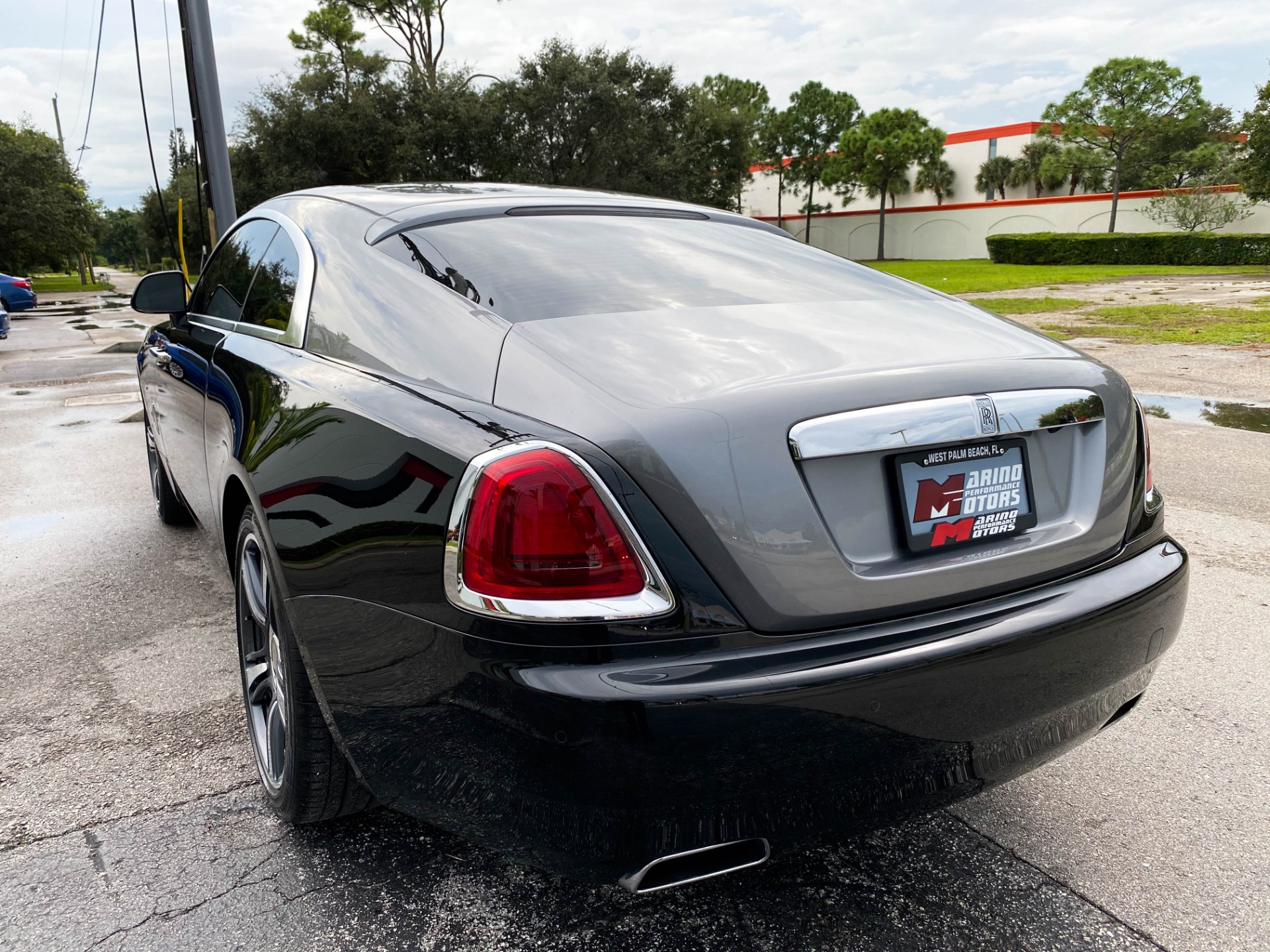 Used-2014-Rolls-Royce-Wraith
