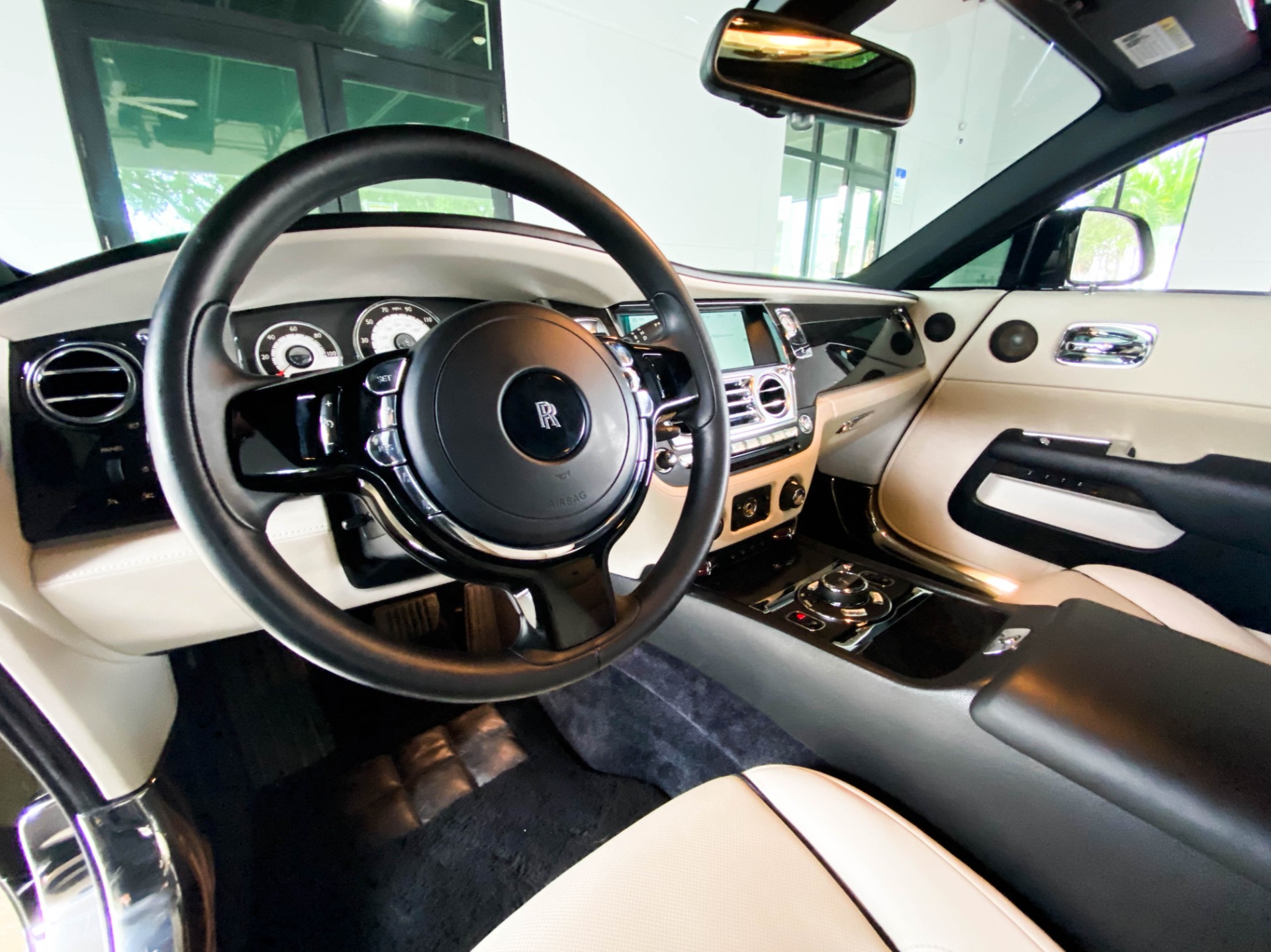 Used-2014-Rolls-Royce-Wraith