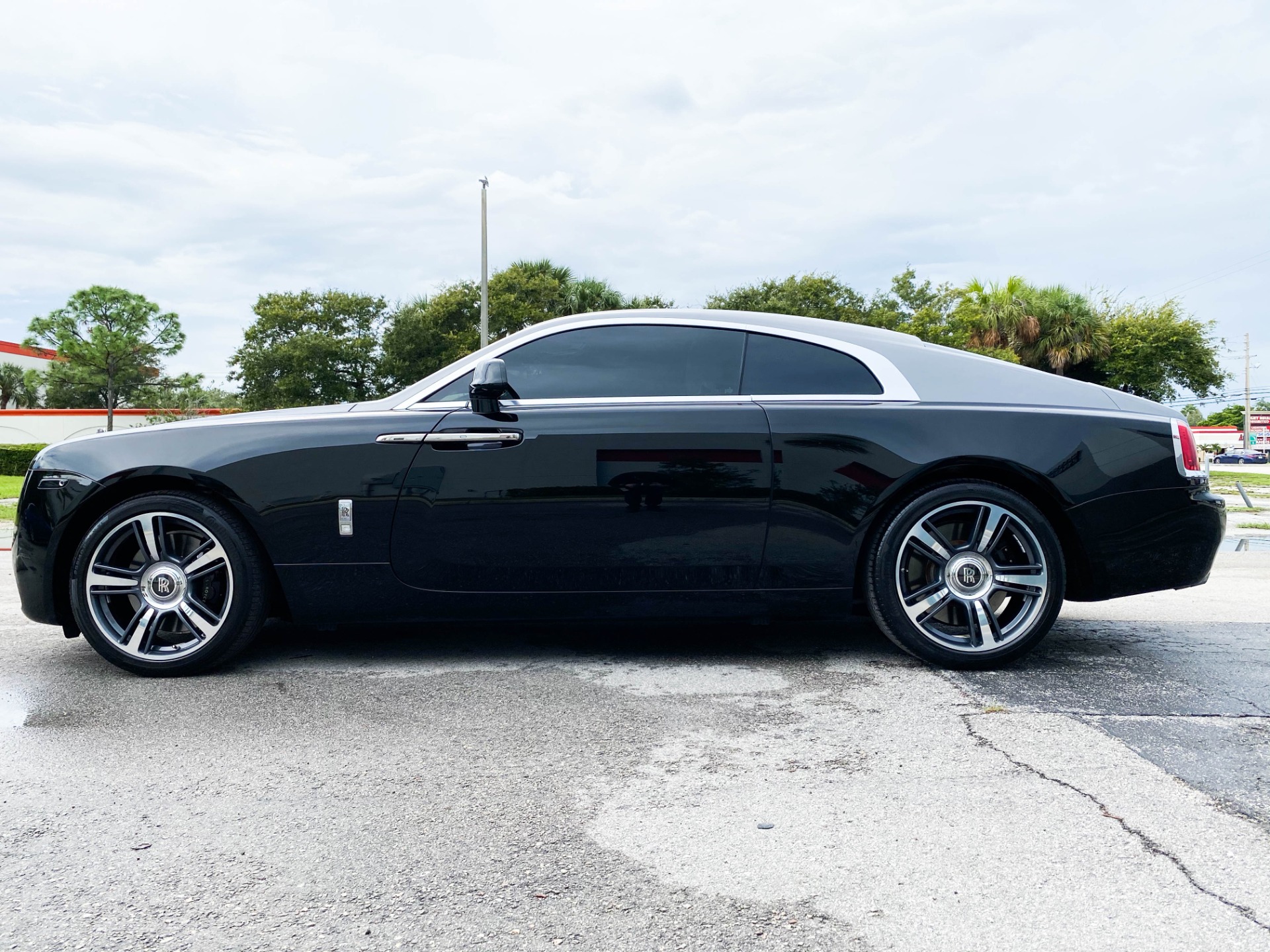 Used-2014-Rolls-Royce-Wraith