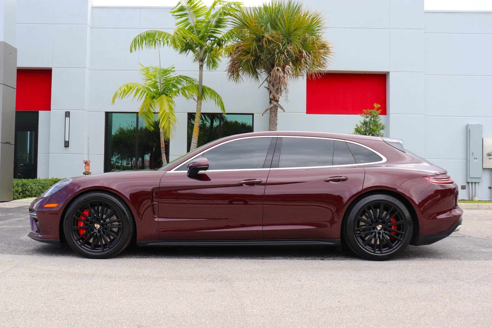 Used-2018-Porsche-Panamera-Turbo-Sport-Turismo