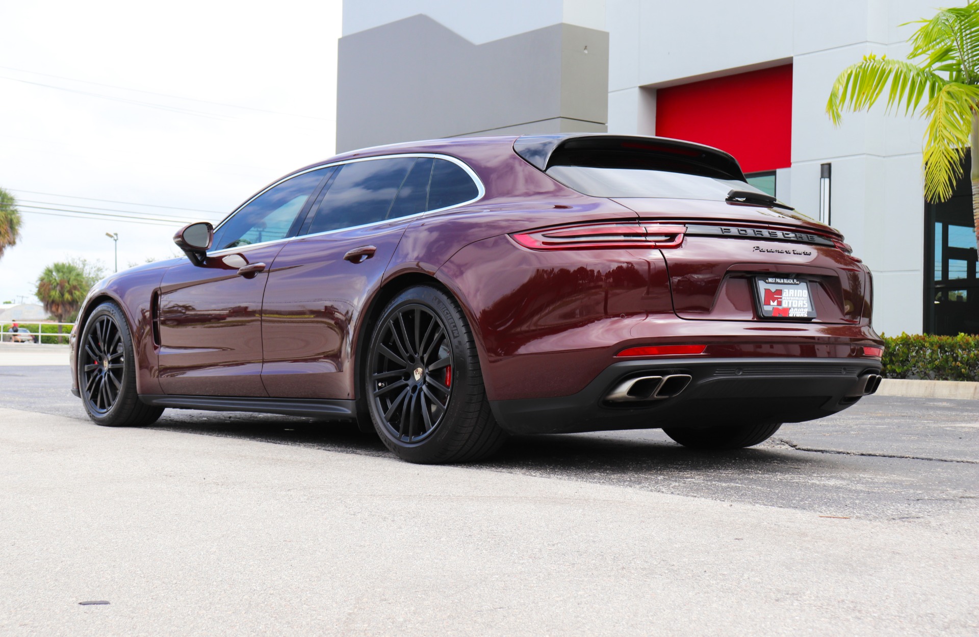Used-2018-Porsche-Panamera-Turbo-Sport-Turismo