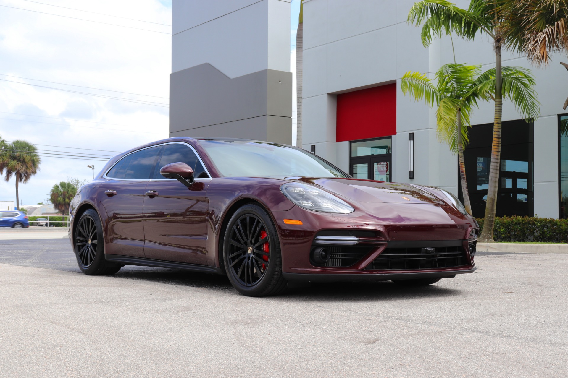 Used-2018-Porsche-Panamera-Turbo-Sport-Turismo