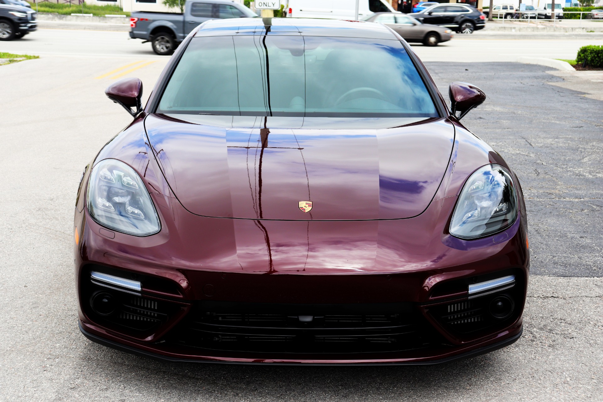 Used-2018-Porsche-Panamera-Turbo-Sport-Turismo