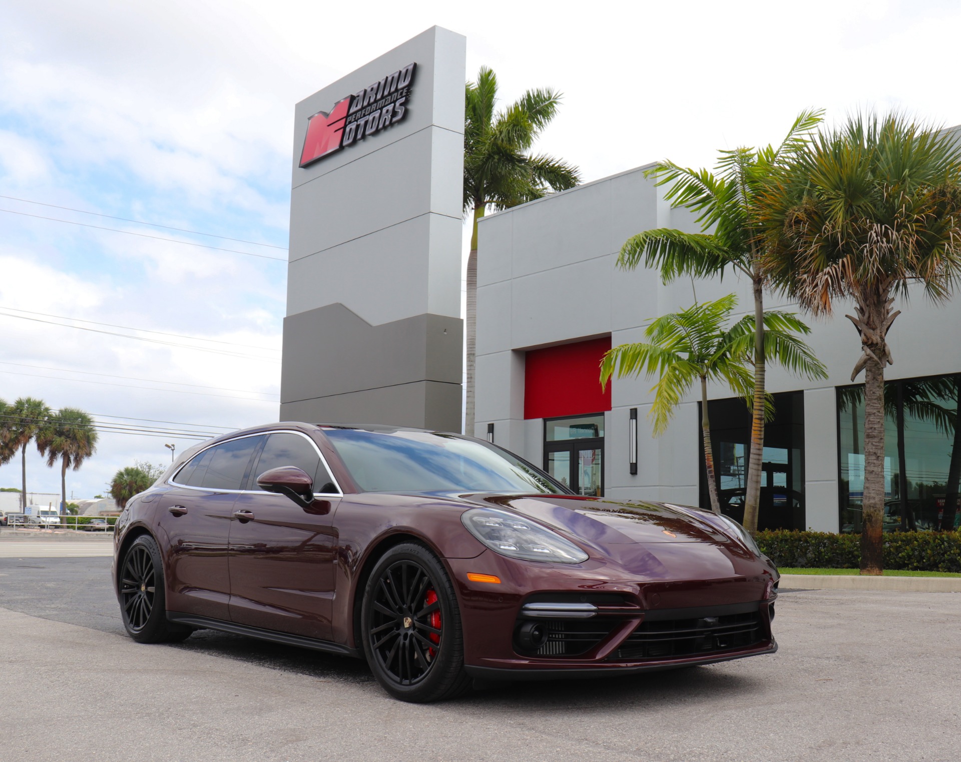 Used-2018-Porsche-Panamera-Turbo-Sport-Turismo