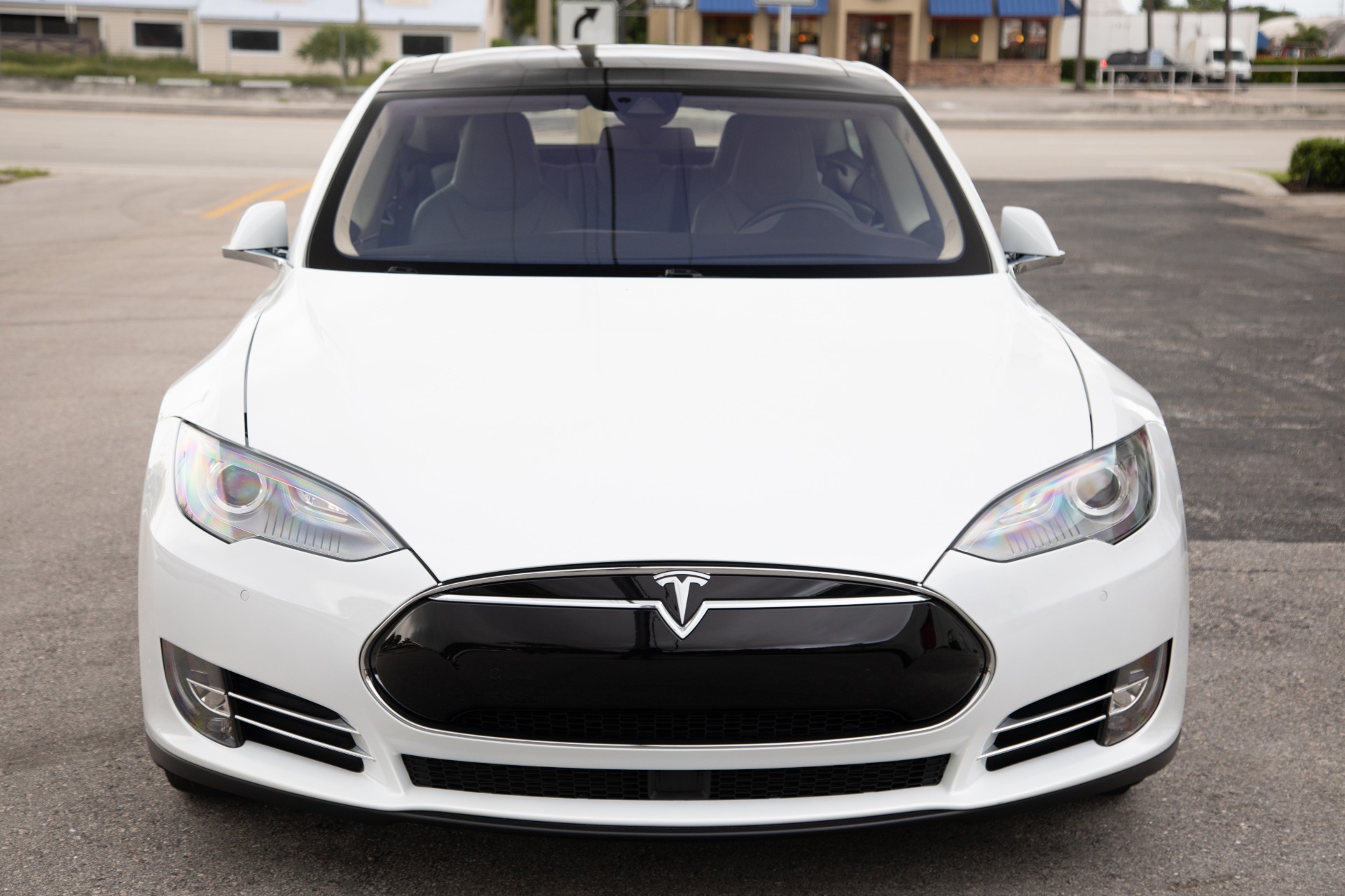 Used-2015-Tesla-Model-S-P90D