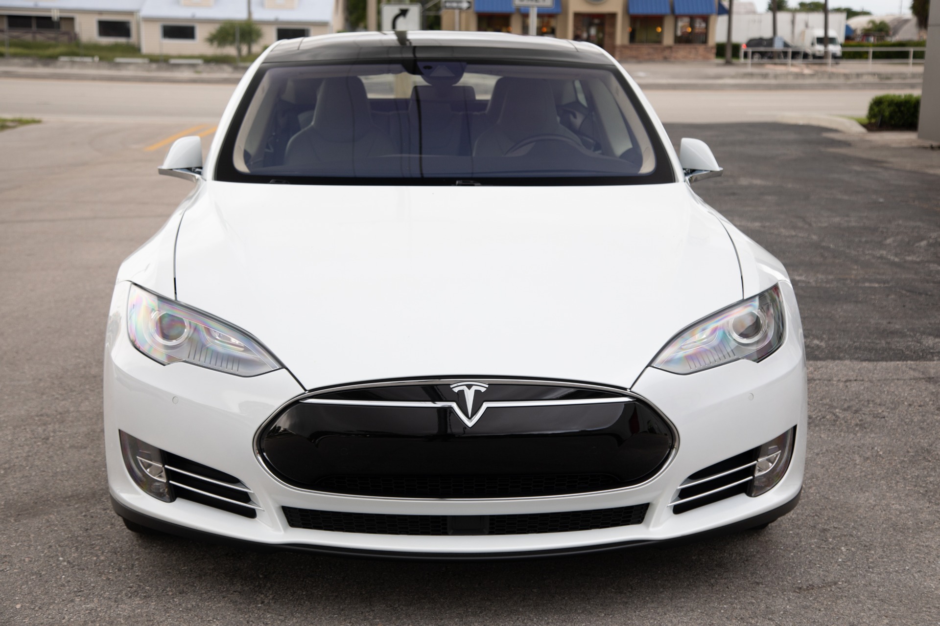 Used-2015-Tesla-Model-S-P90D