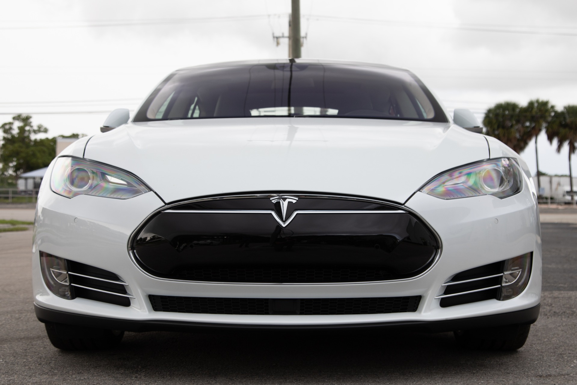 Used-2015-Tesla-Model-S-P90D