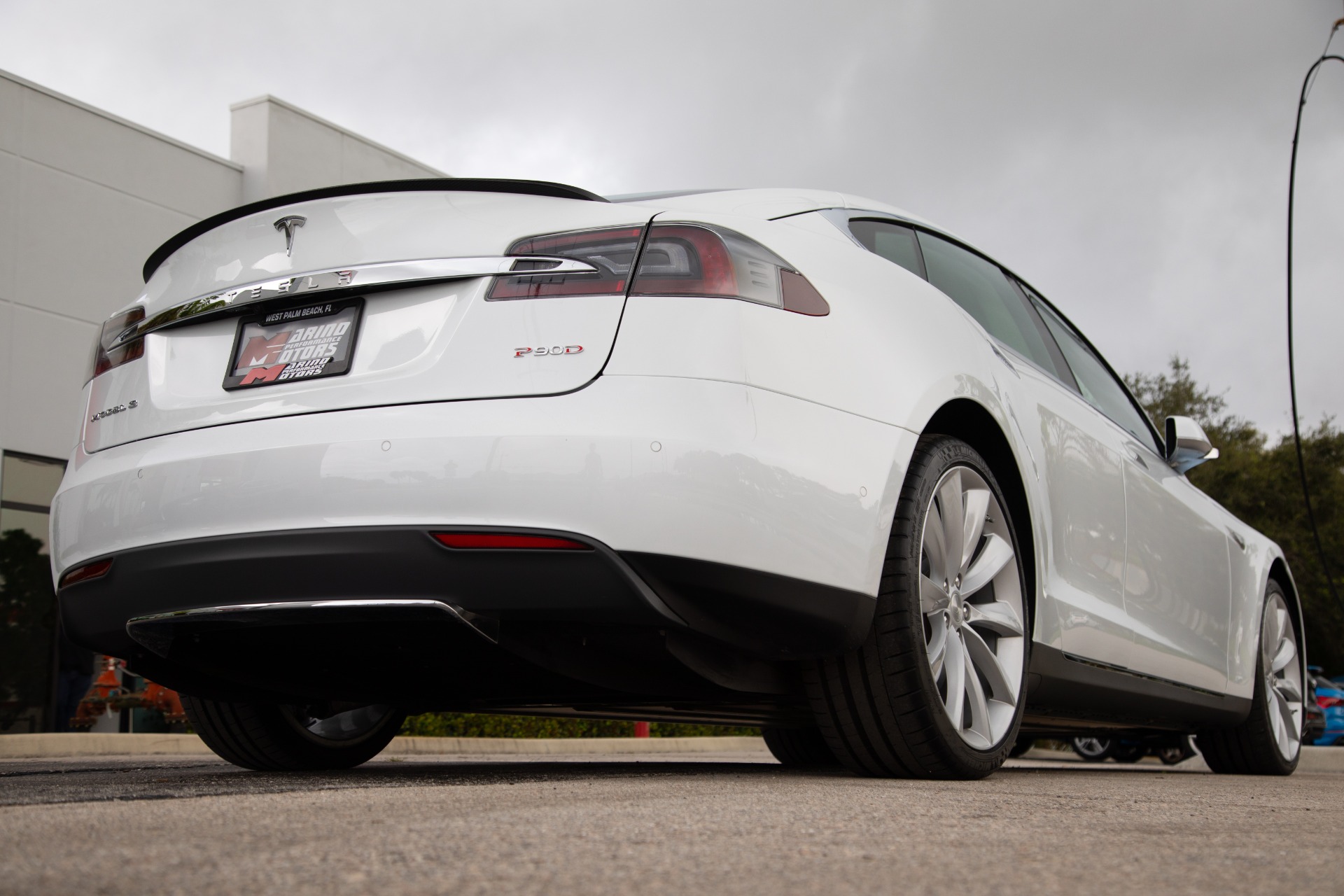 Used-2015-Tesla-Model-S-P90D