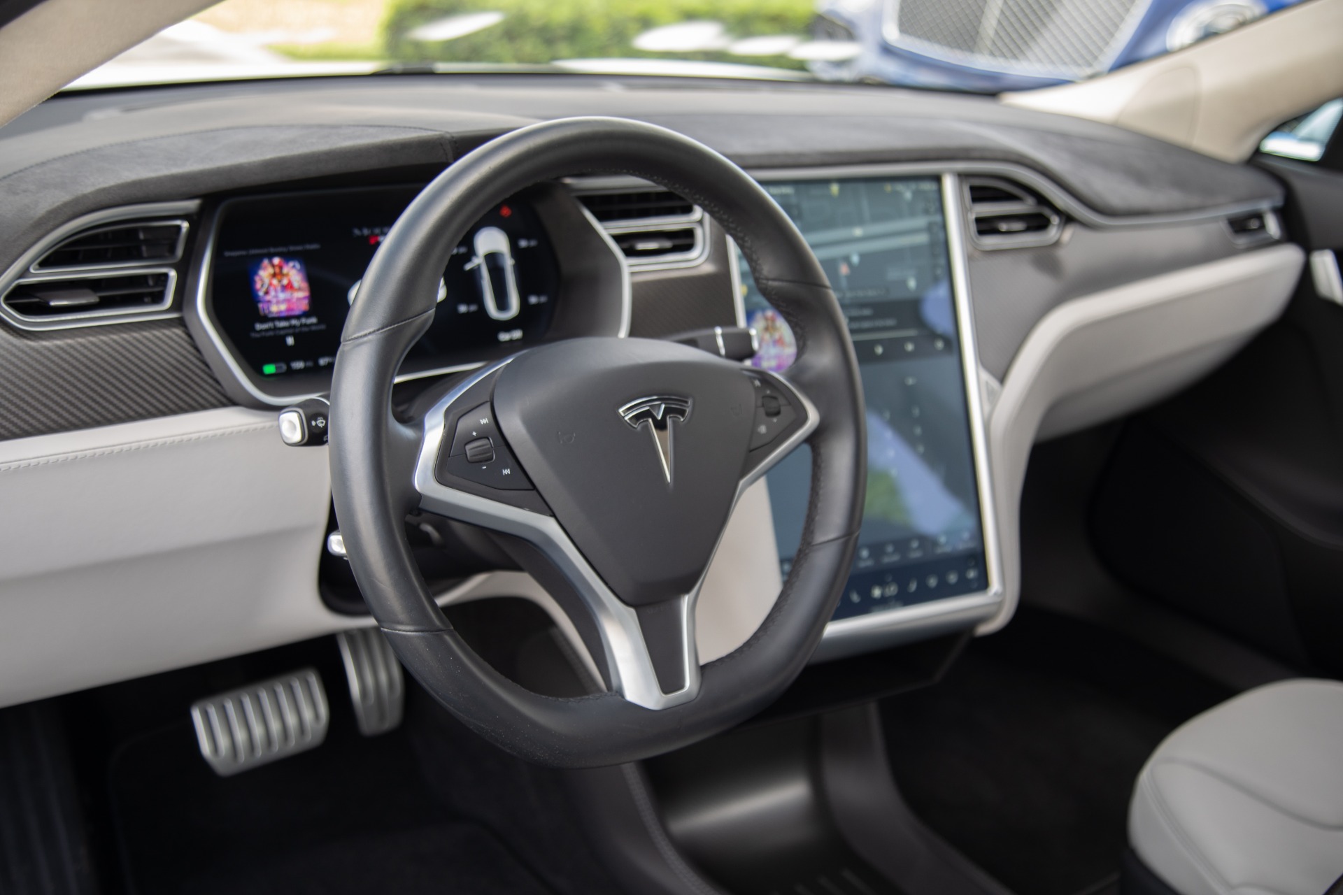Used-2015-Tesla-Model-S-P90D
