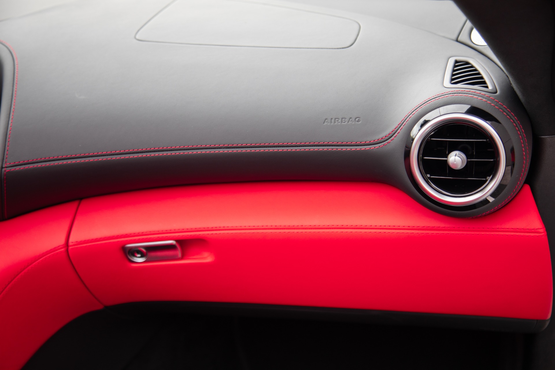 Used-2018-Mercedes-Benz-AMG-GT-C