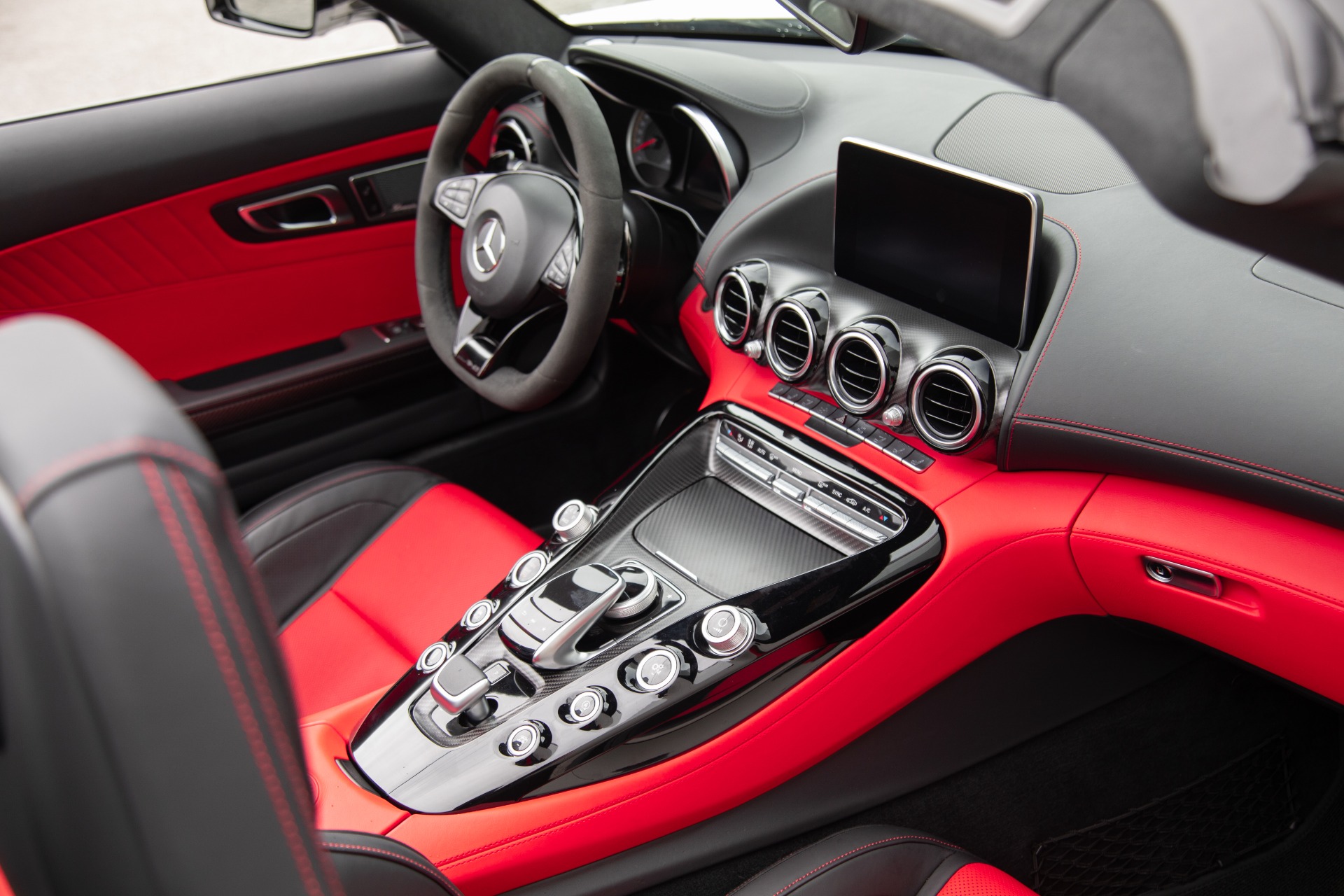 Used-2018-Mercedes-Benz-AMG-GT-C