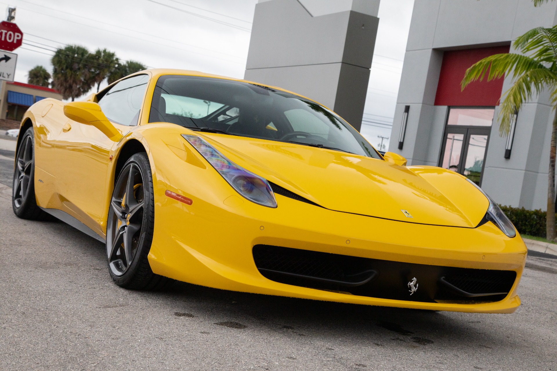 Used-2011-Ferrari-458-Italia