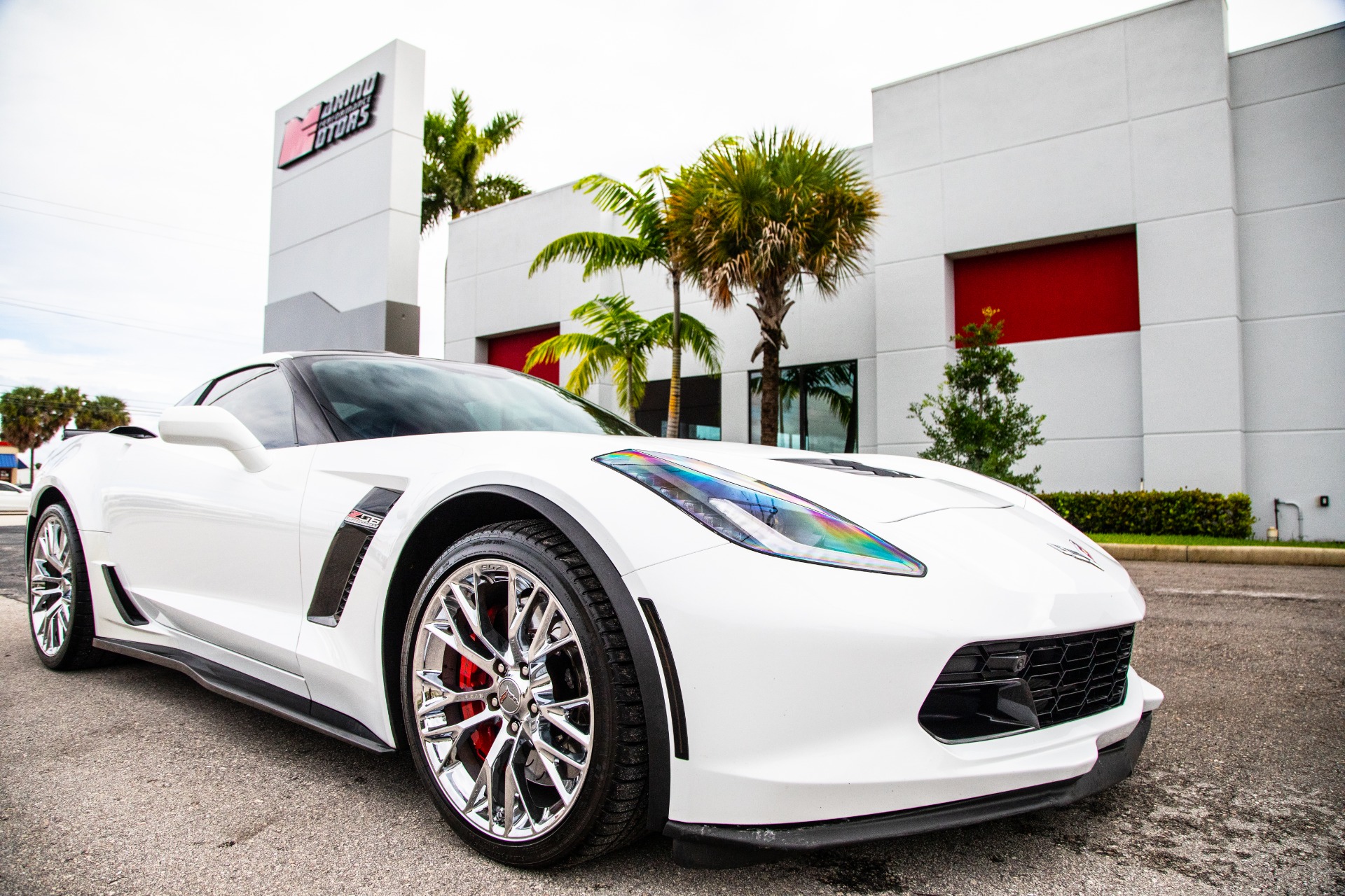 Used-2016-Chevrolet-Corvette-Z06