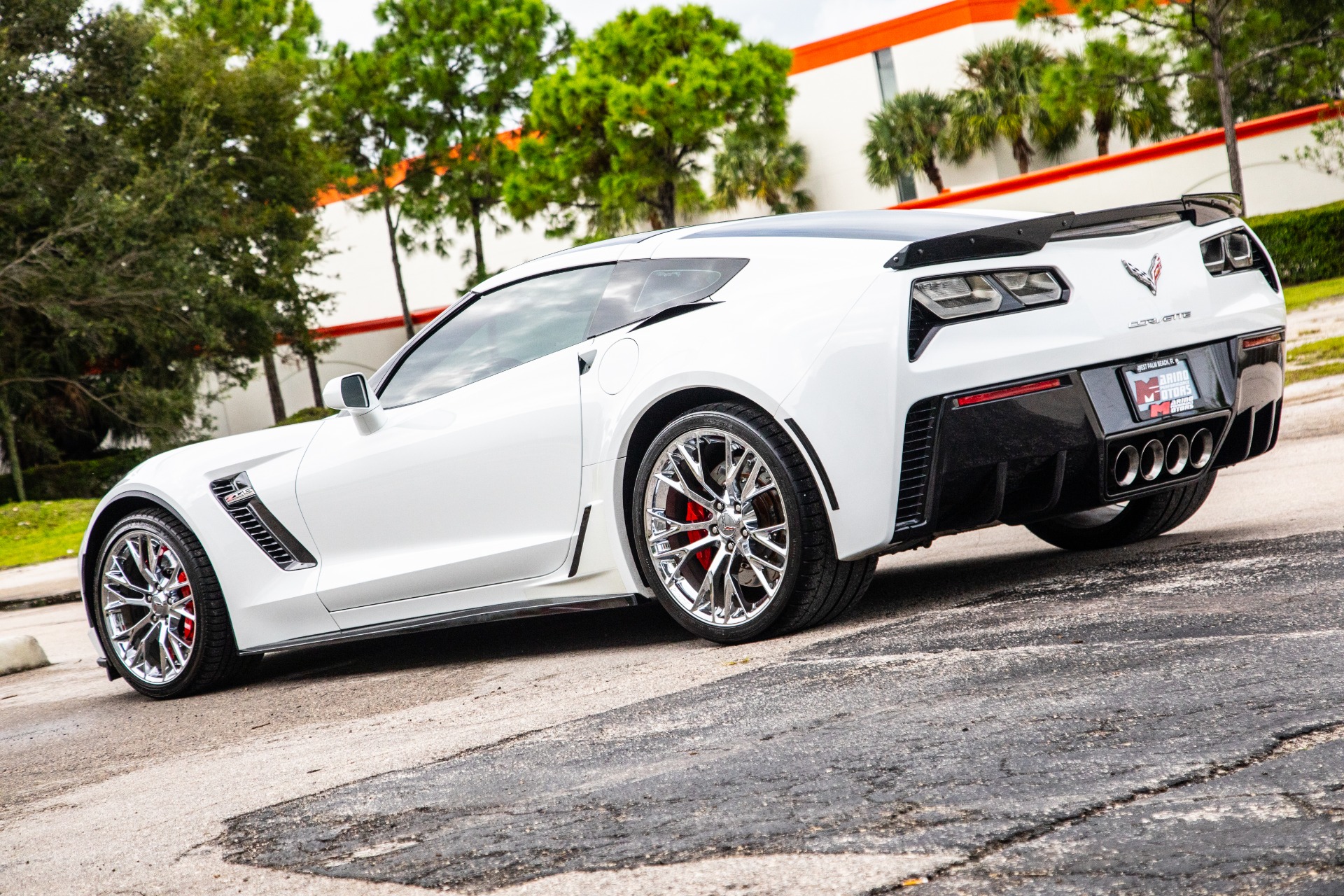 Used-2016-Chevrolet-Corvette-Z06