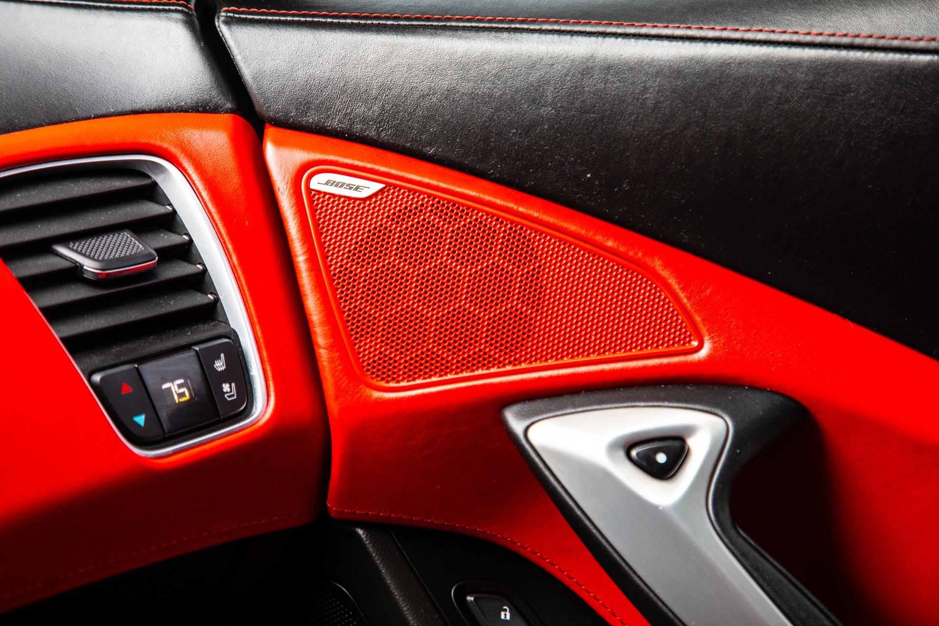 Used-2016-Chevrolet-Corvette-Z06
