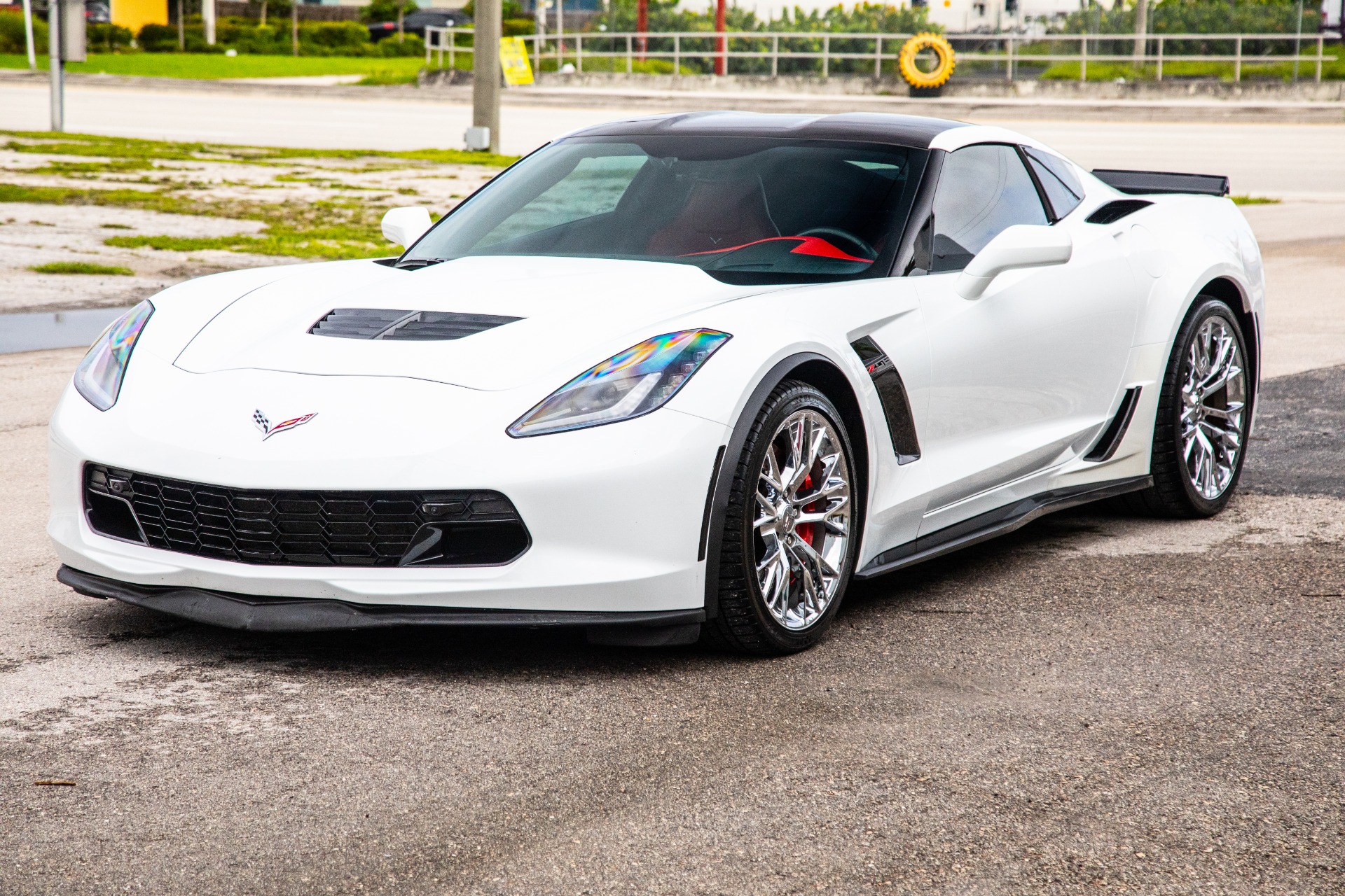 Used-2016-Chevrolet-Corvette-Z06