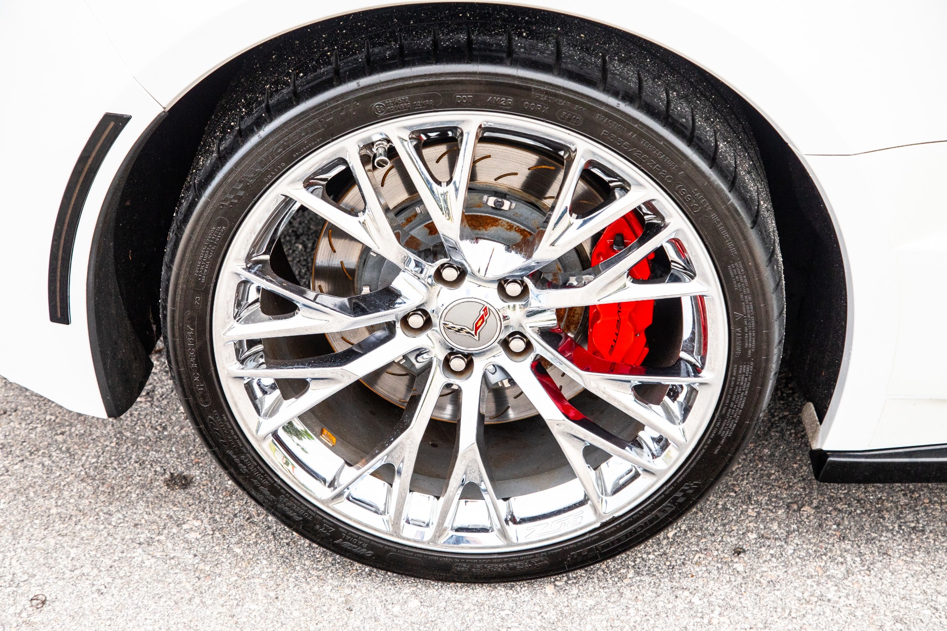 Used-2016-Chevrolet-Corvette-Z06