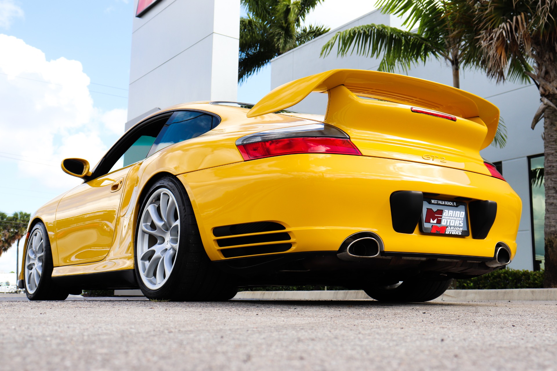 Used-2004-Porsche-911-GT2