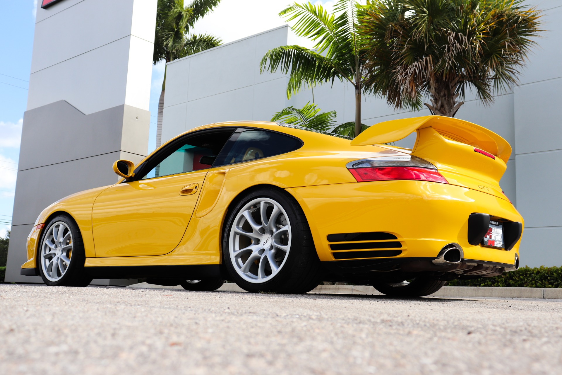 Used-2004-Porsche-911-GT2