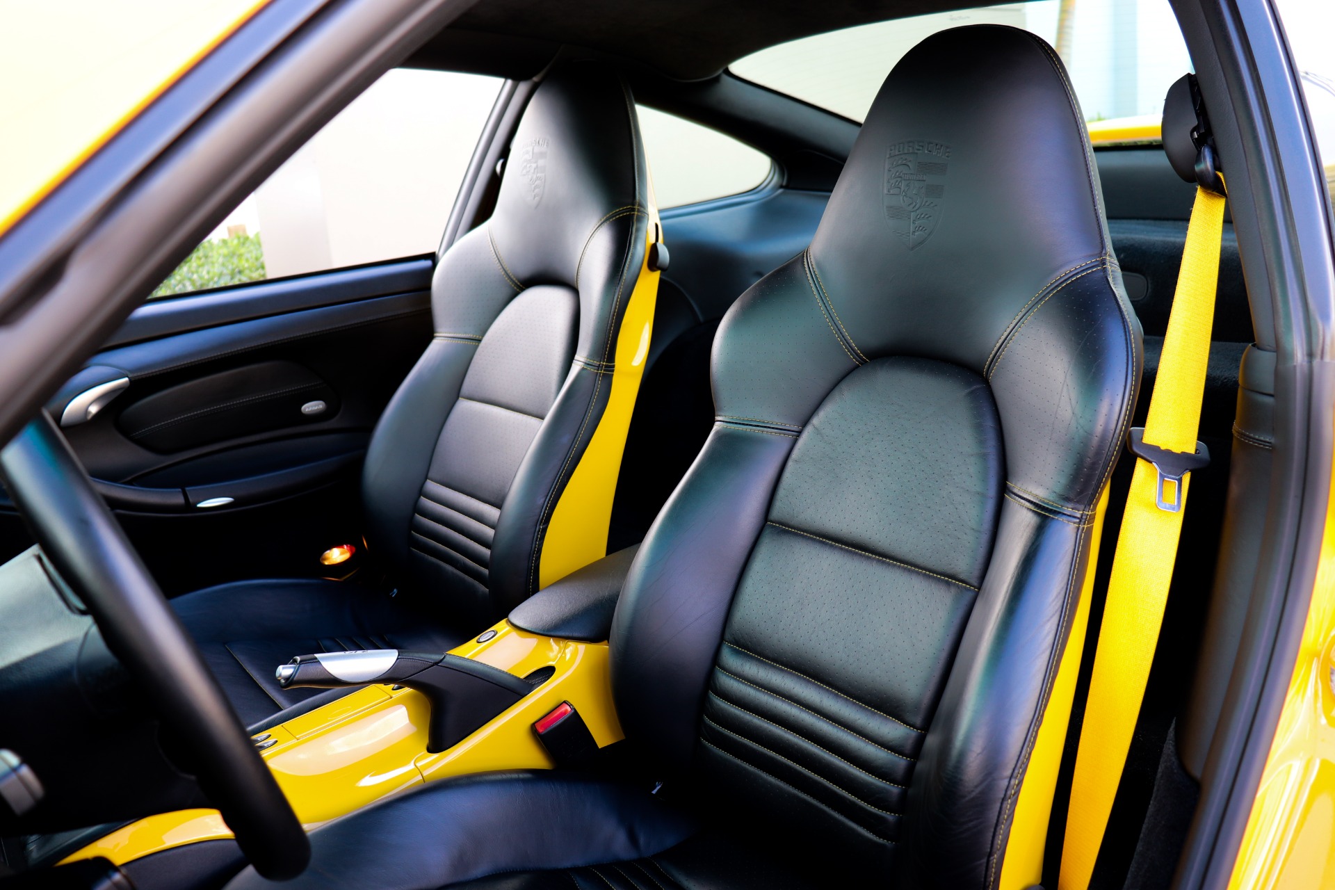 Used-2004-Porsche-911-GT2