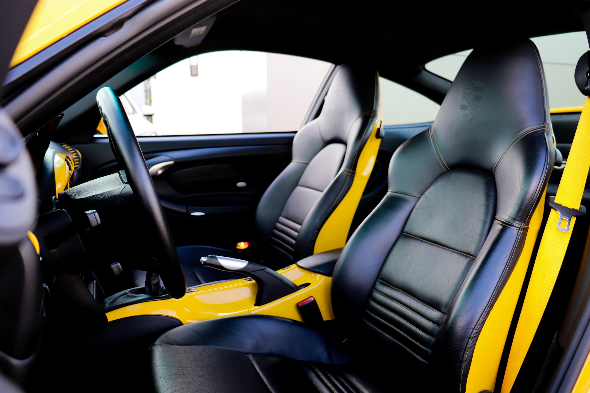 Used-2004-Porsche-911-GT2