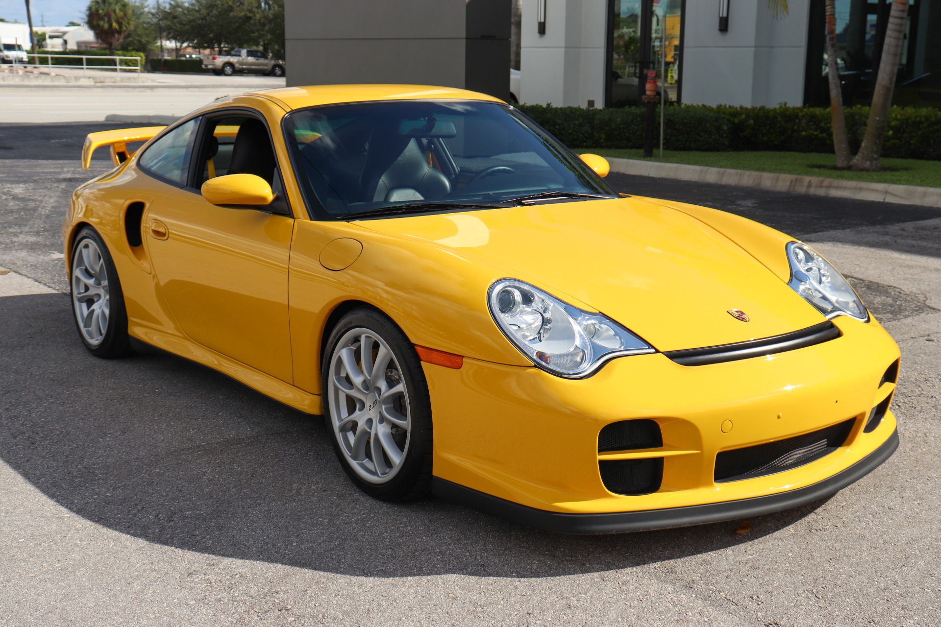 Used-2004-Porsche-911-GT2