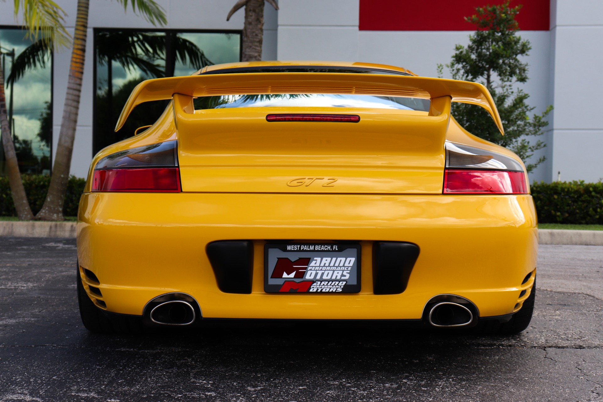 Used-2004-Porsche-911-GT2