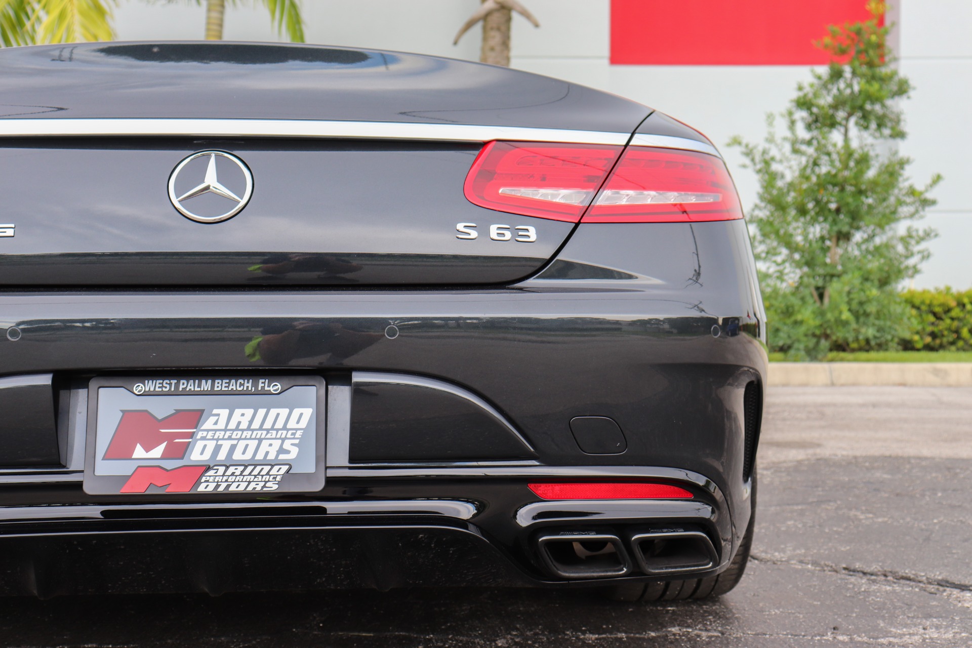 Used-2017-Mercedes-Benz-S-Class-AMG-S-63