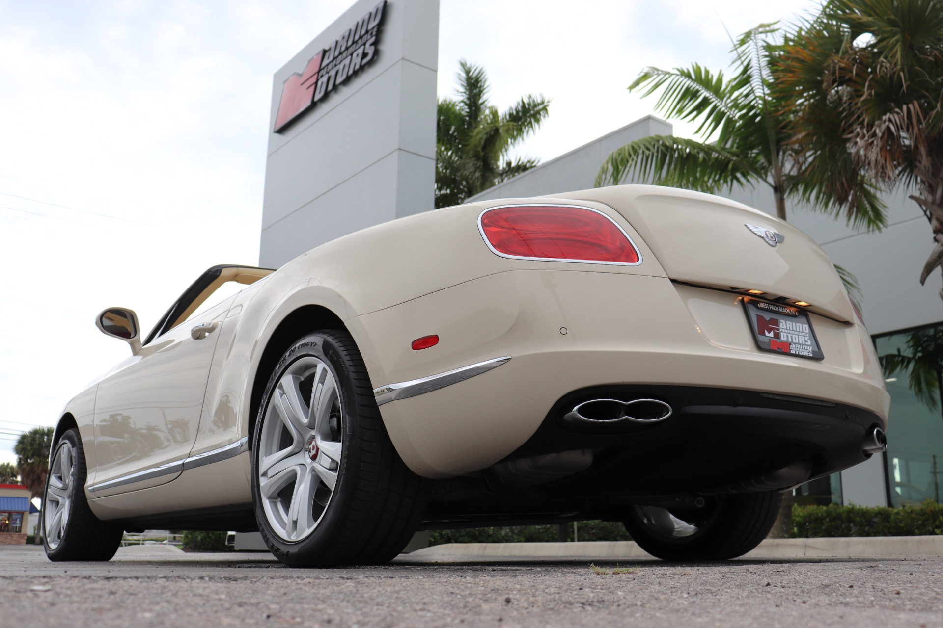 Used-2014-Bentley-Continental-GT-V8