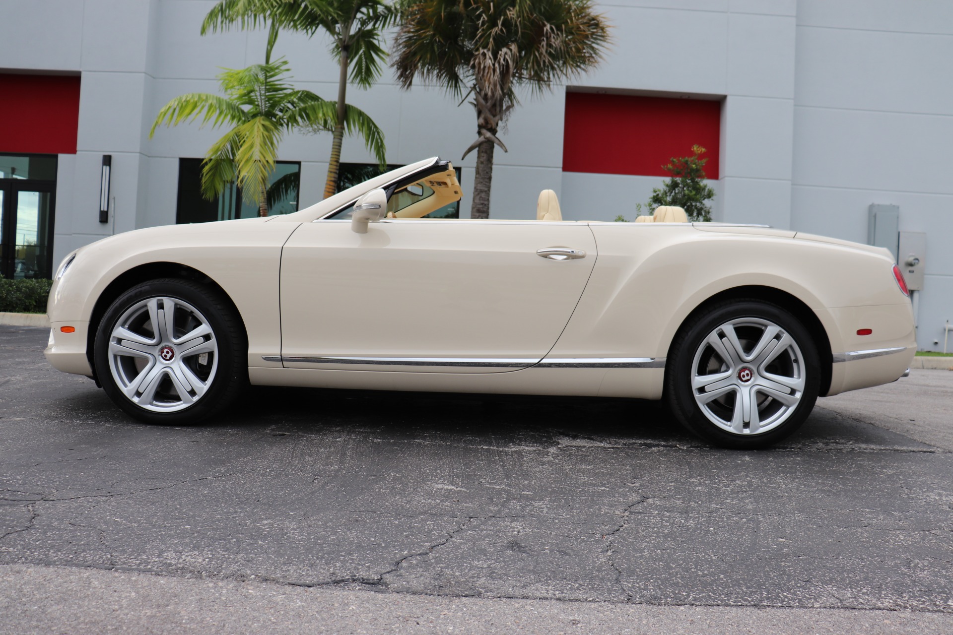 Used-2014-Bentley-Continental-GT-V8
