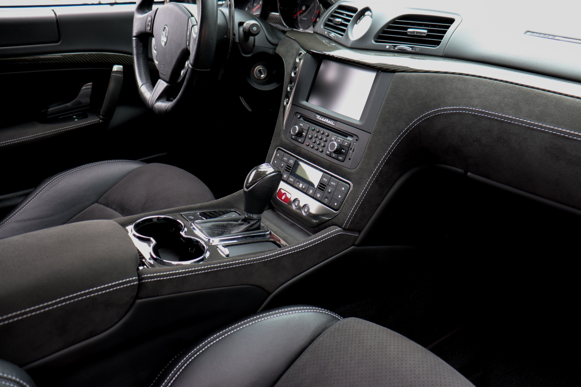 Used-2013-Maserati-GranTurismo-MC