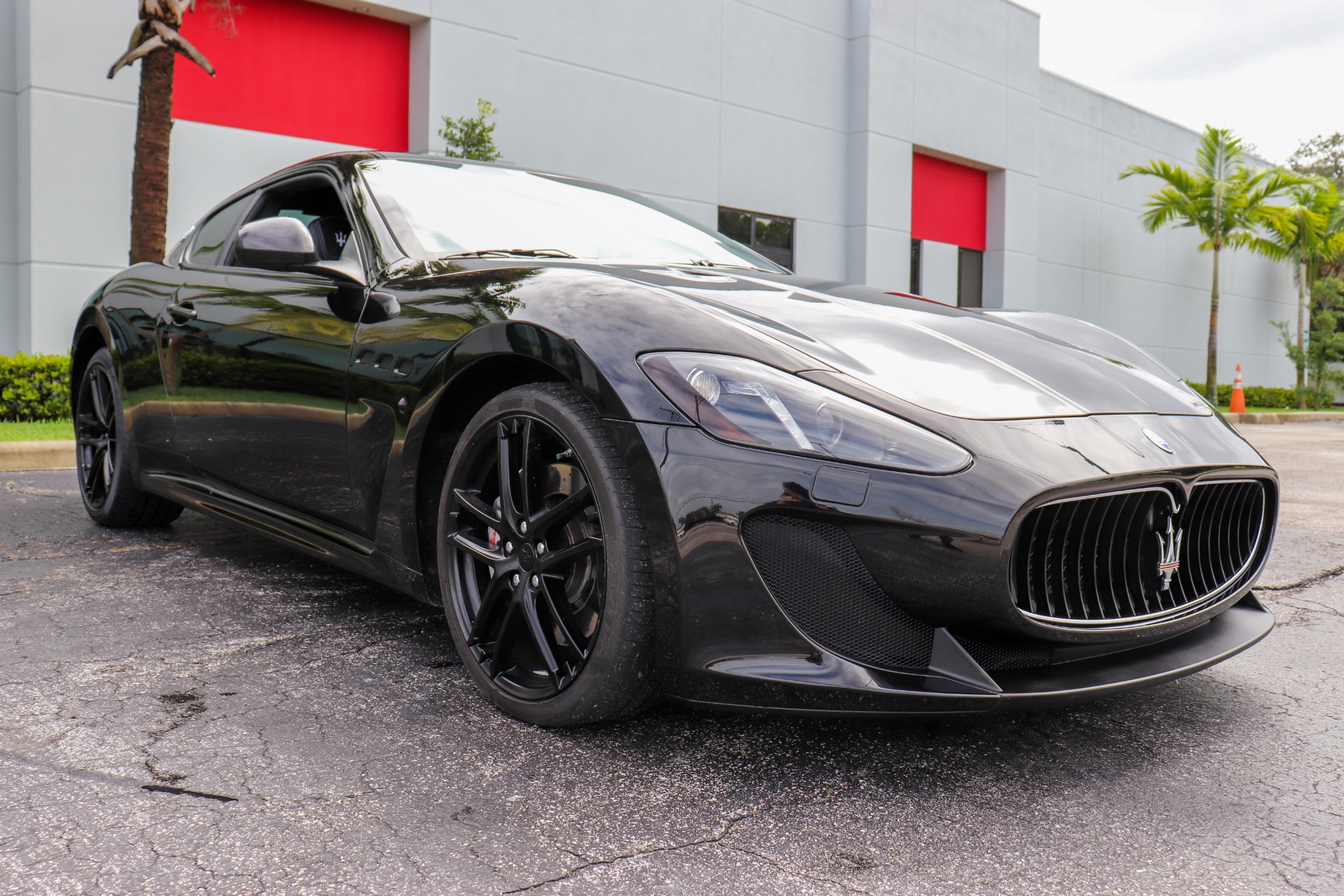Used-2013-Maserati-GranTurismo-MC