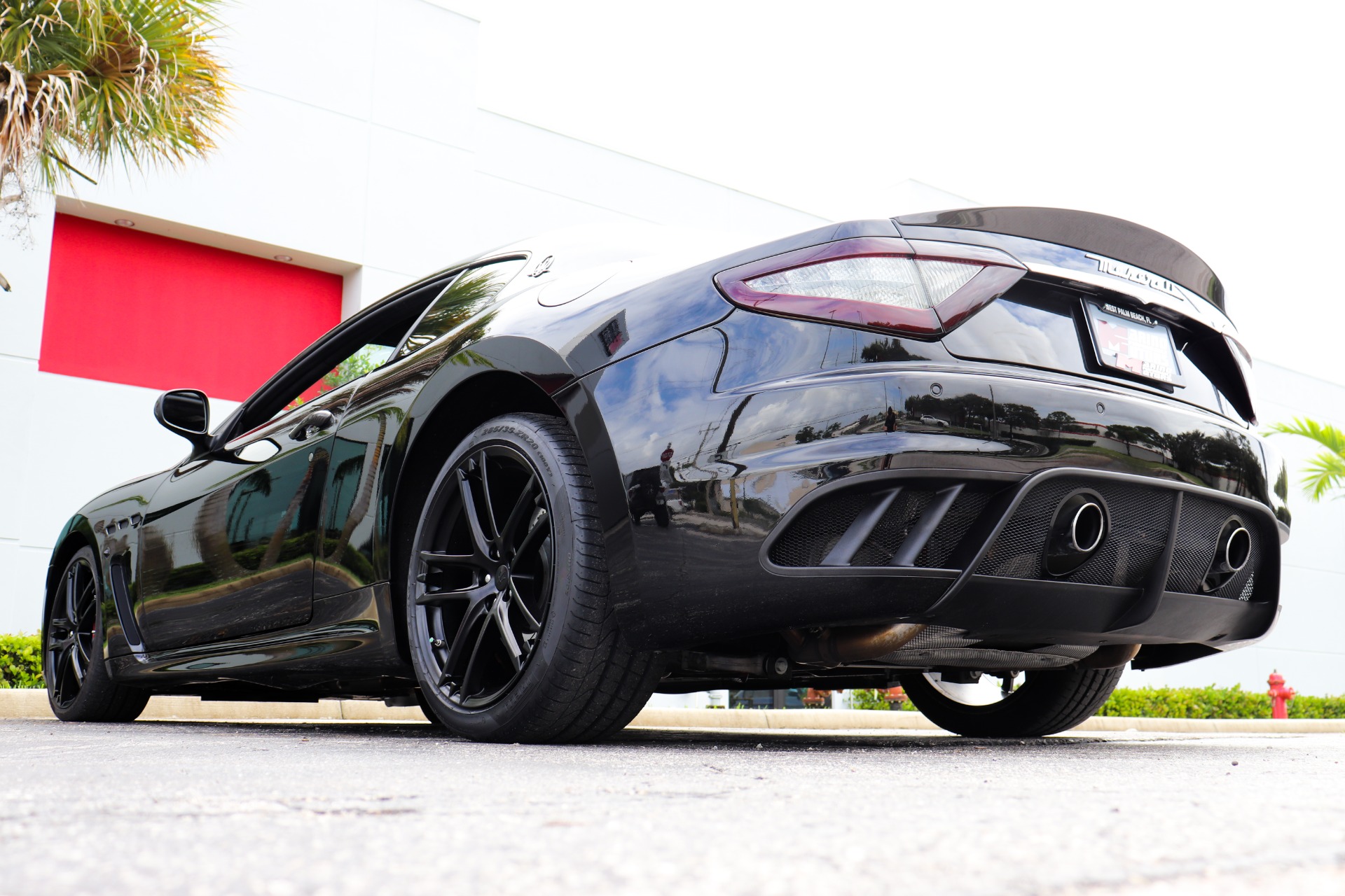 Used-2013-Maserati-GranTurismo-MC