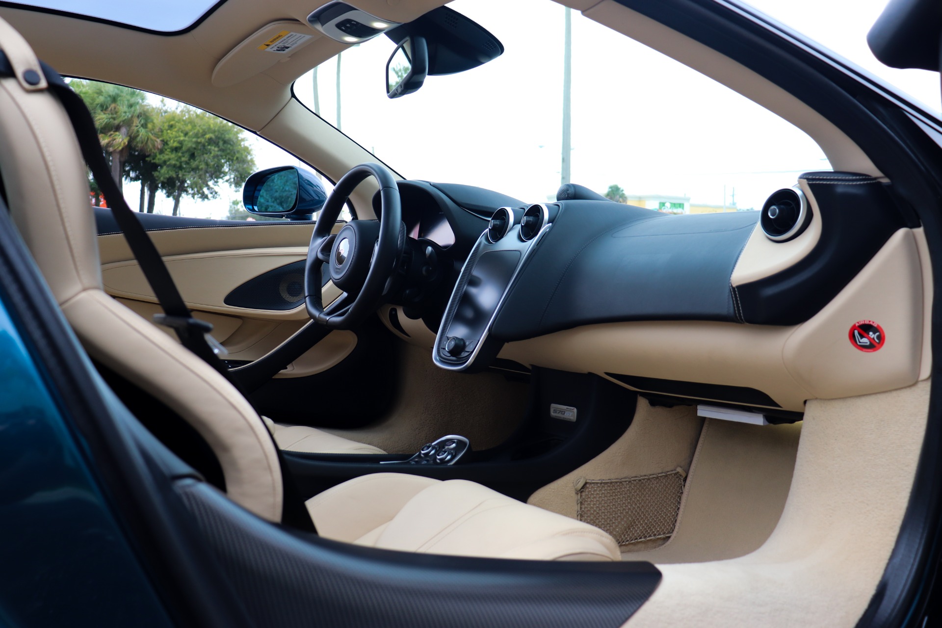 Used-2017-McLaren-570GT