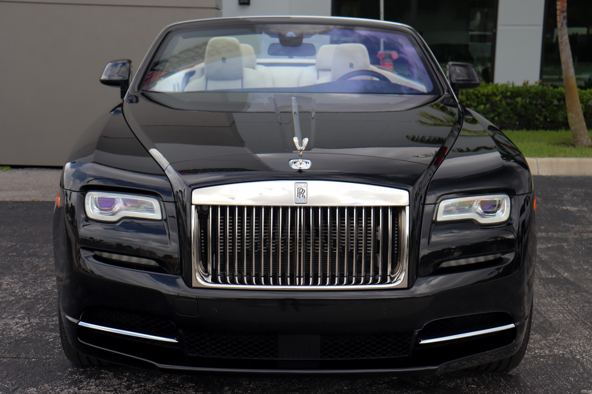 Used-2016-Rolls-Royce-Dawn