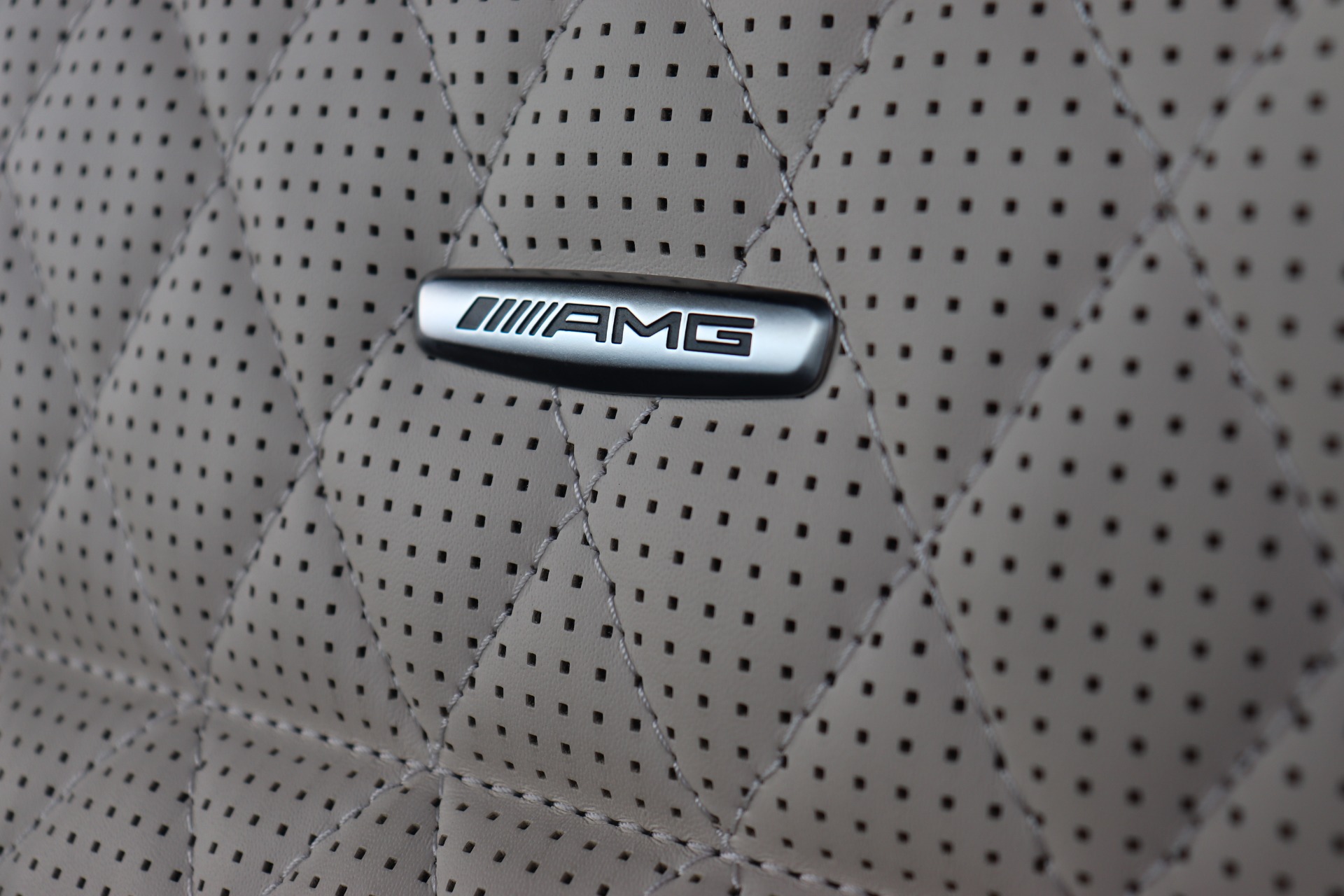 Used-2018-Mercedes-Benz-G-Class-AMG-G-63