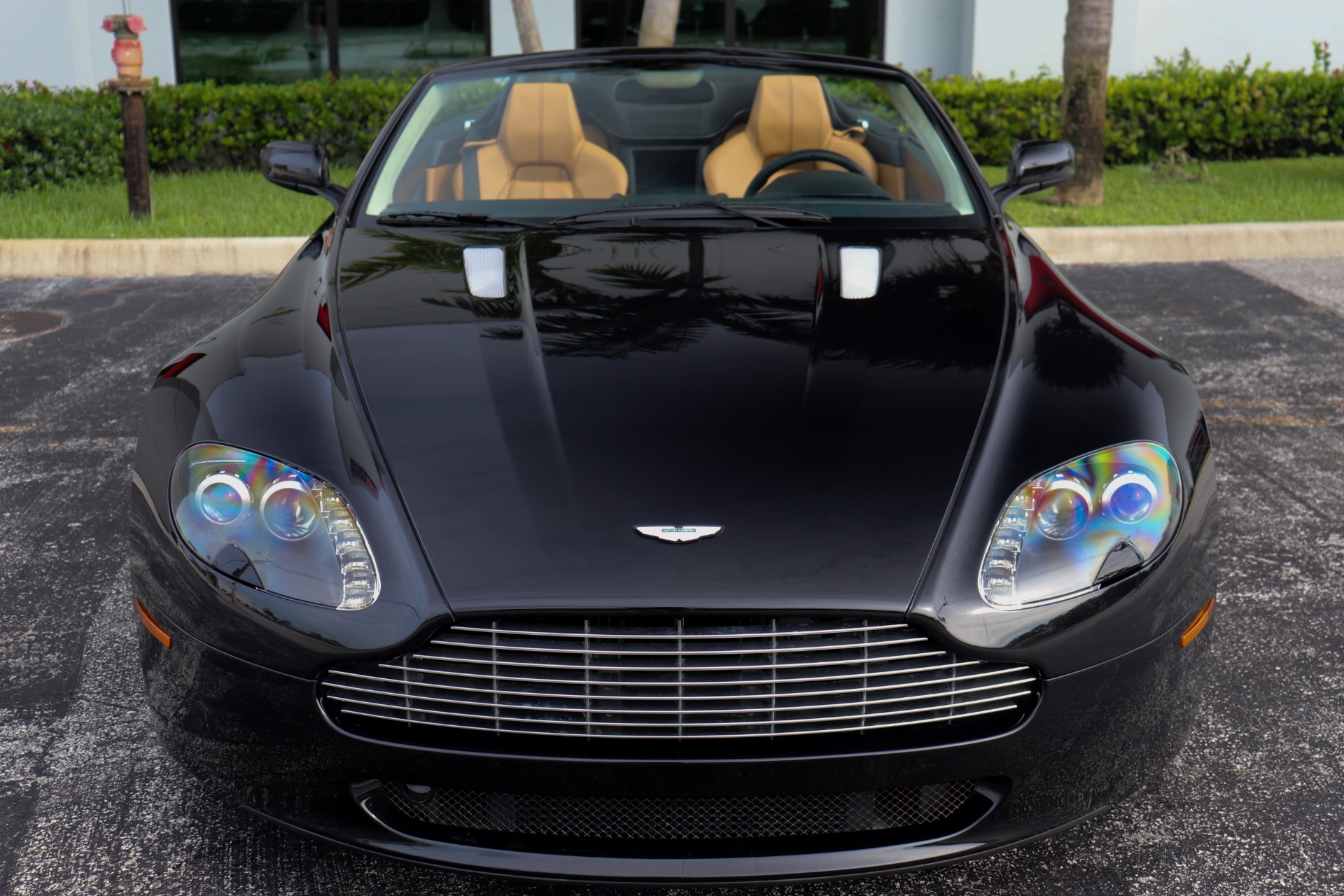 Used-2008-Aston-Martin-V8-Vantage-Roadster