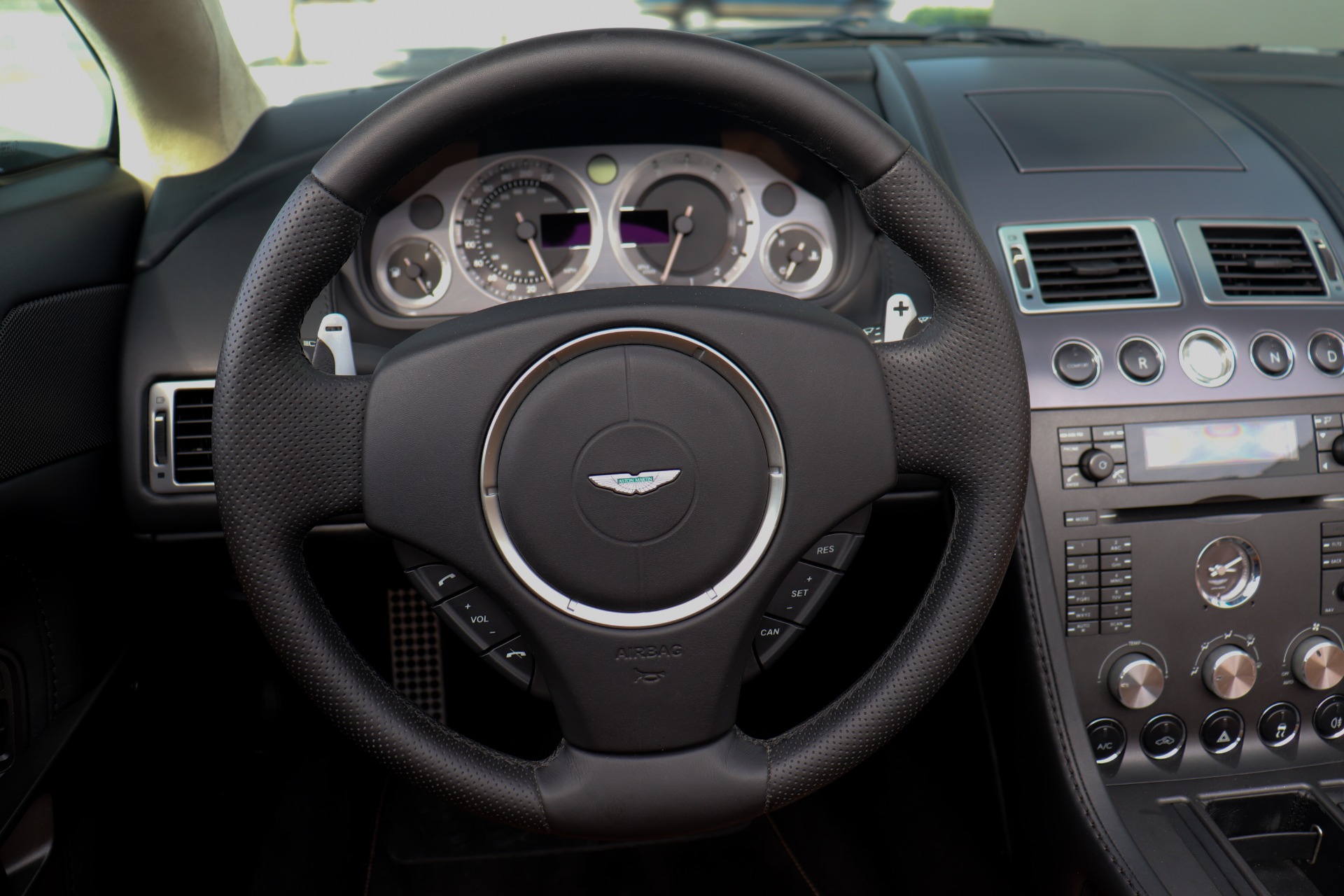 Used-2008-Aston-Martin-V8-Vantage-Roadster