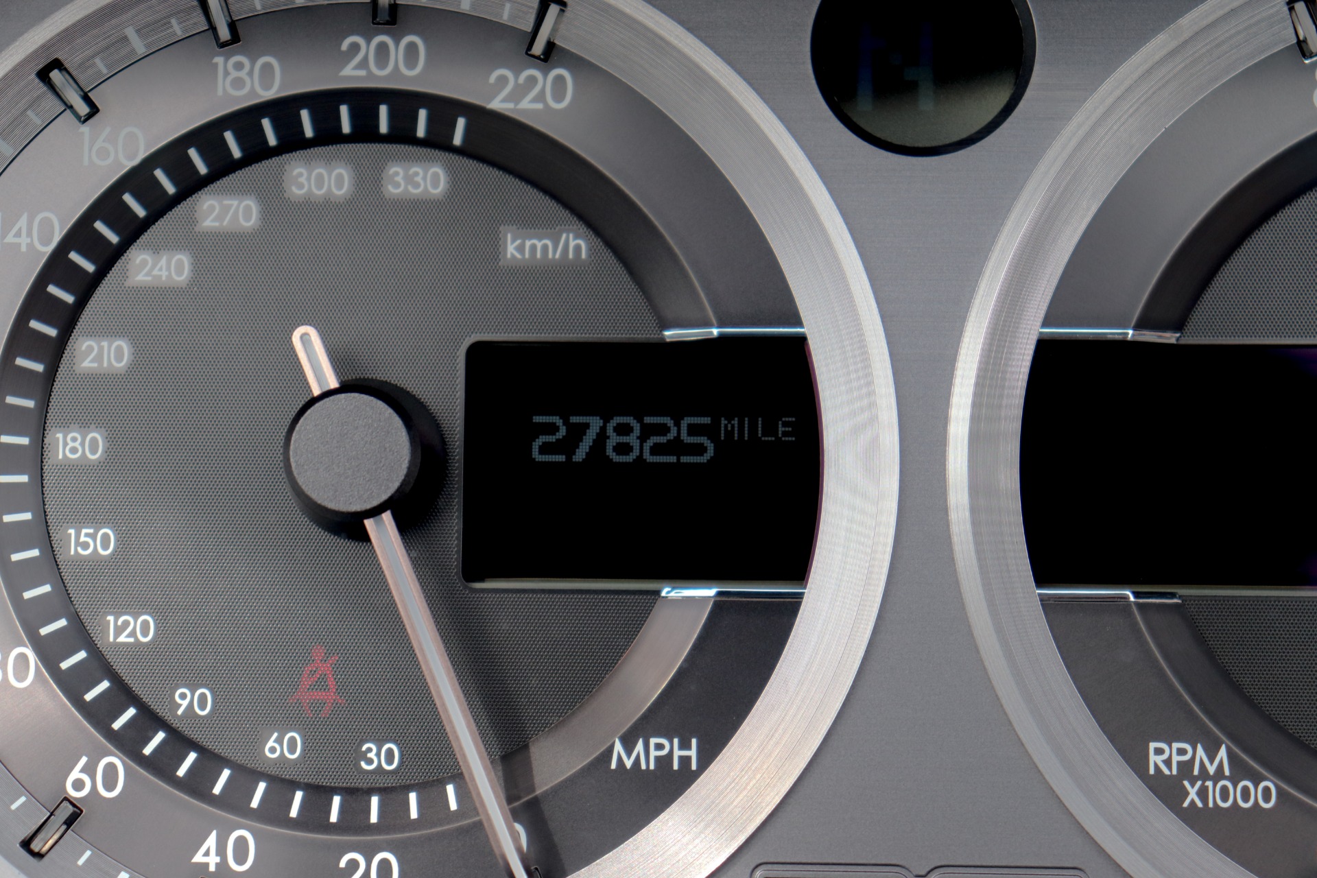 Used-2008-Aston-Martin-V8-Vantage-Roadster