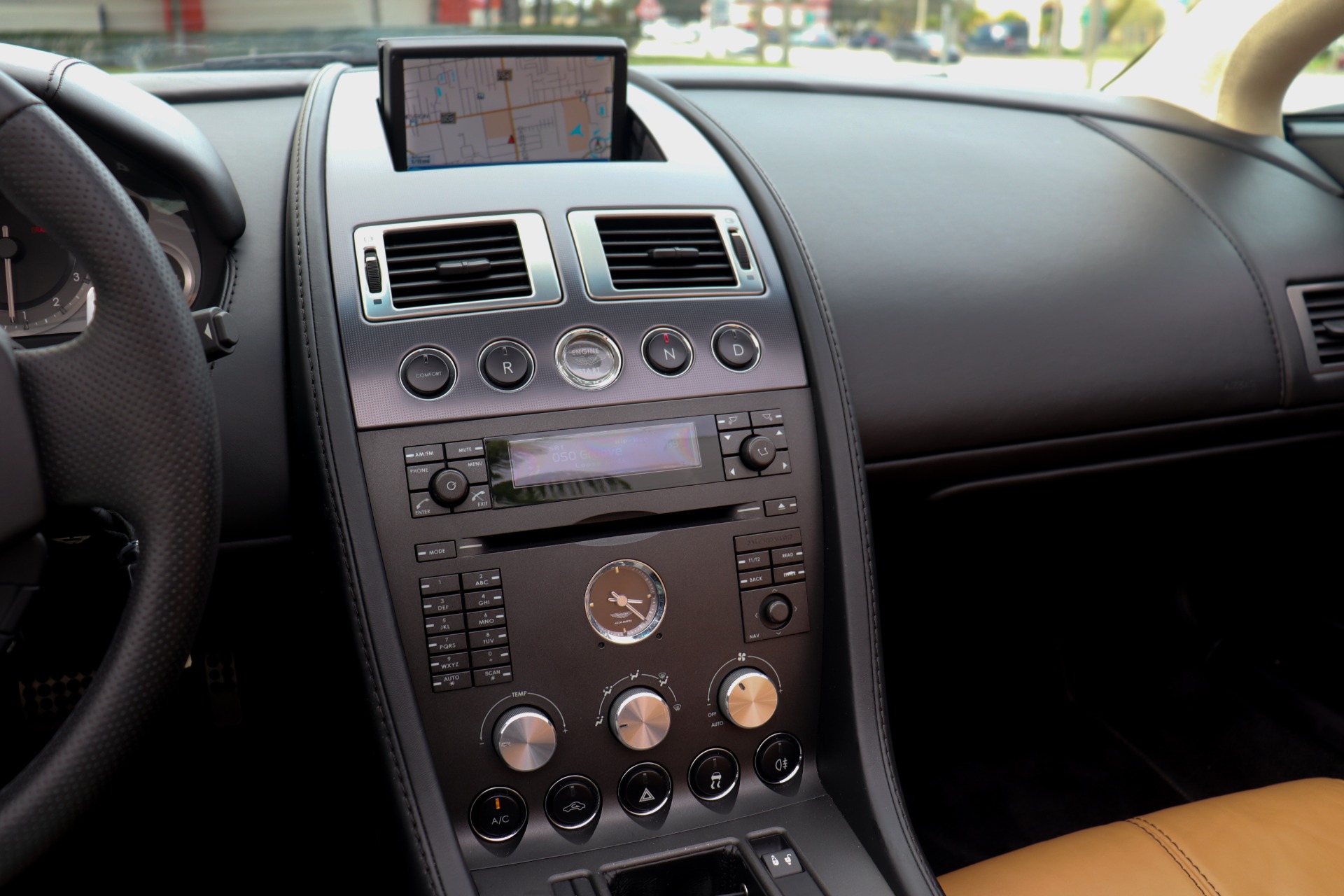 Used-2008-Aston-Martin-V8-Vantage-Roadster